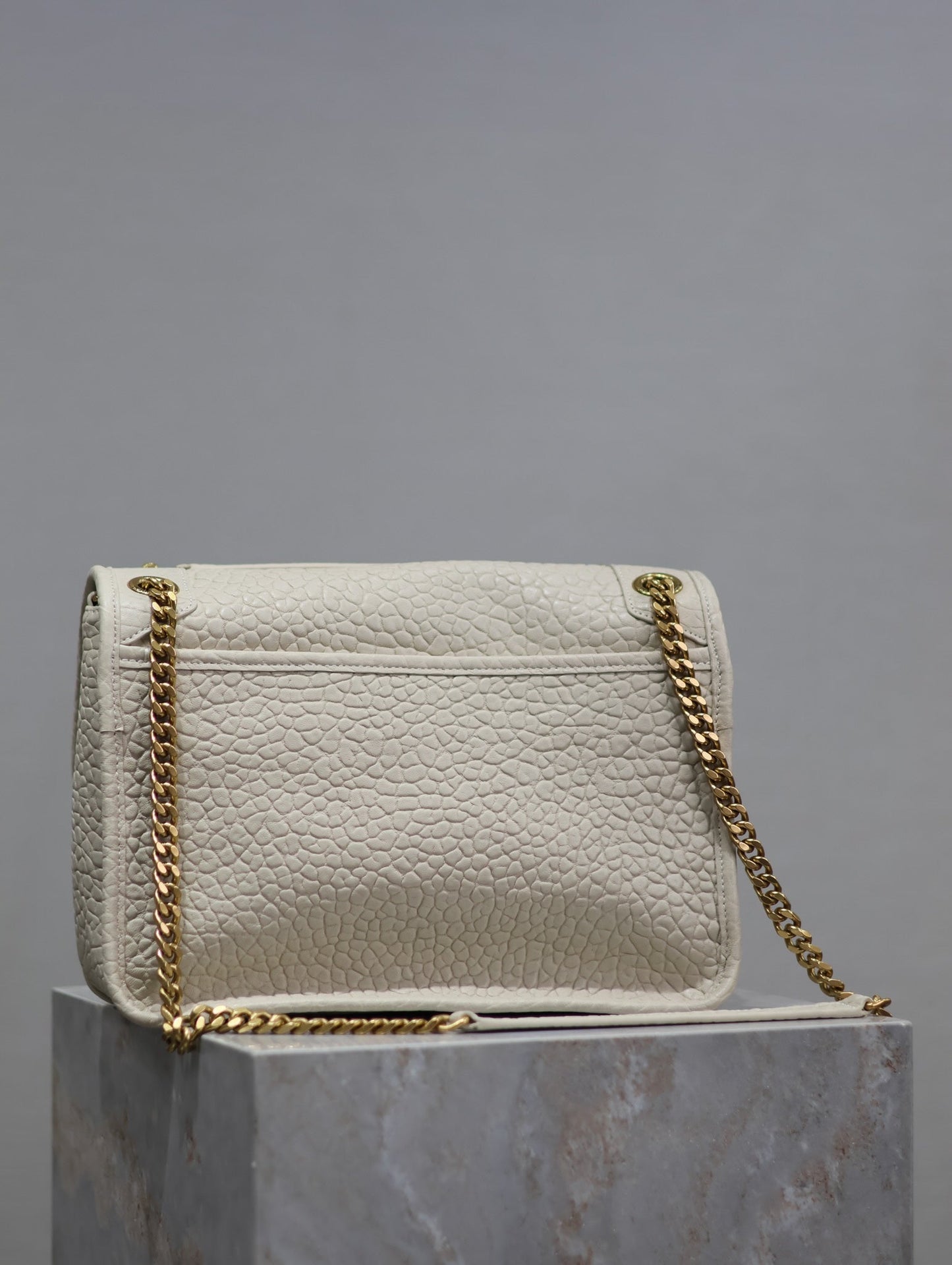 NIKI MEDIUM 28 IN WHITE ELEPHANT PATTERN LAMBSKIN GOLD LOGO