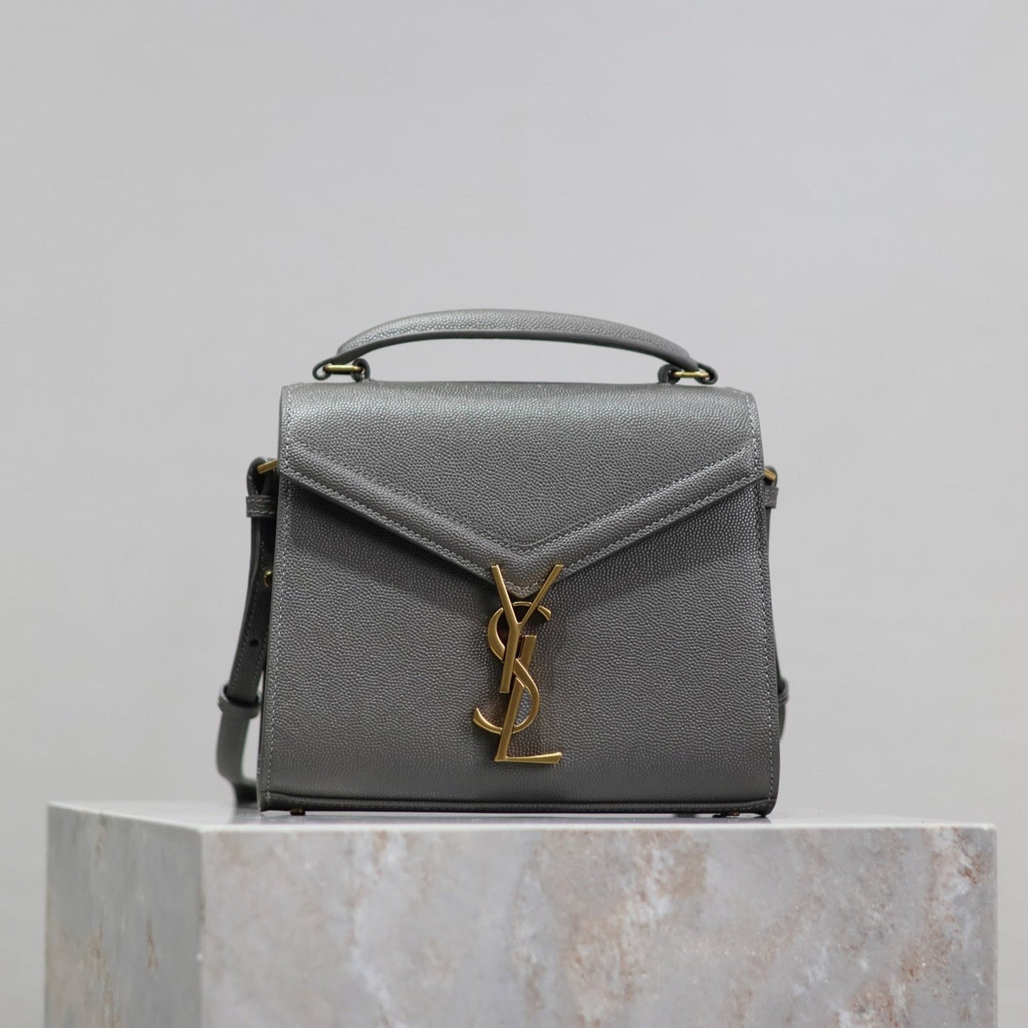 CASSANDRA MINI TOP HANDLE BAG 20 IN GRAY CALFSKIN GOLD HARDWARE