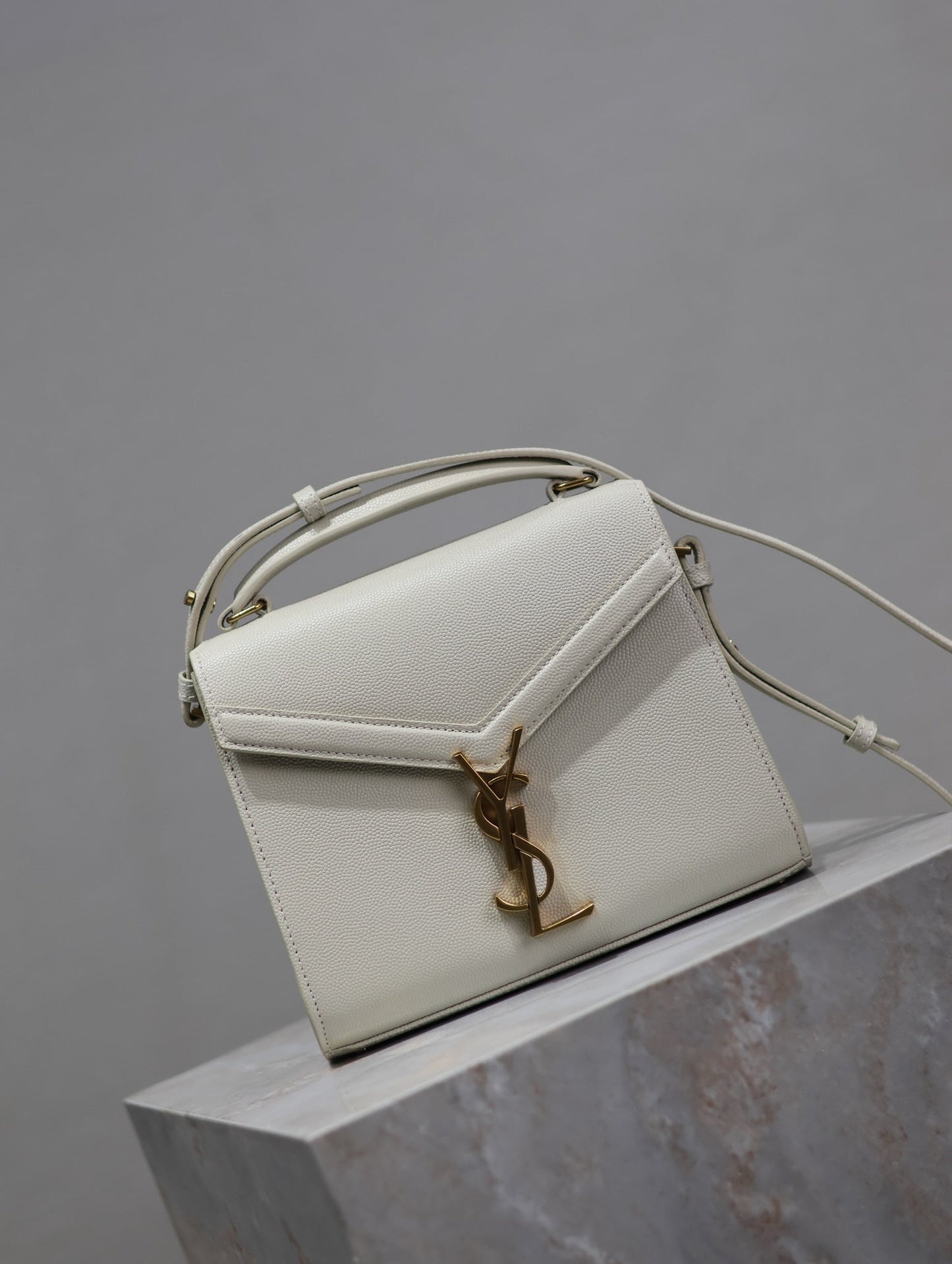 CASSANDRA MINI TOP HANDLE BAG 20 IN WHITE CALFSKIN GOLD HARDWARE