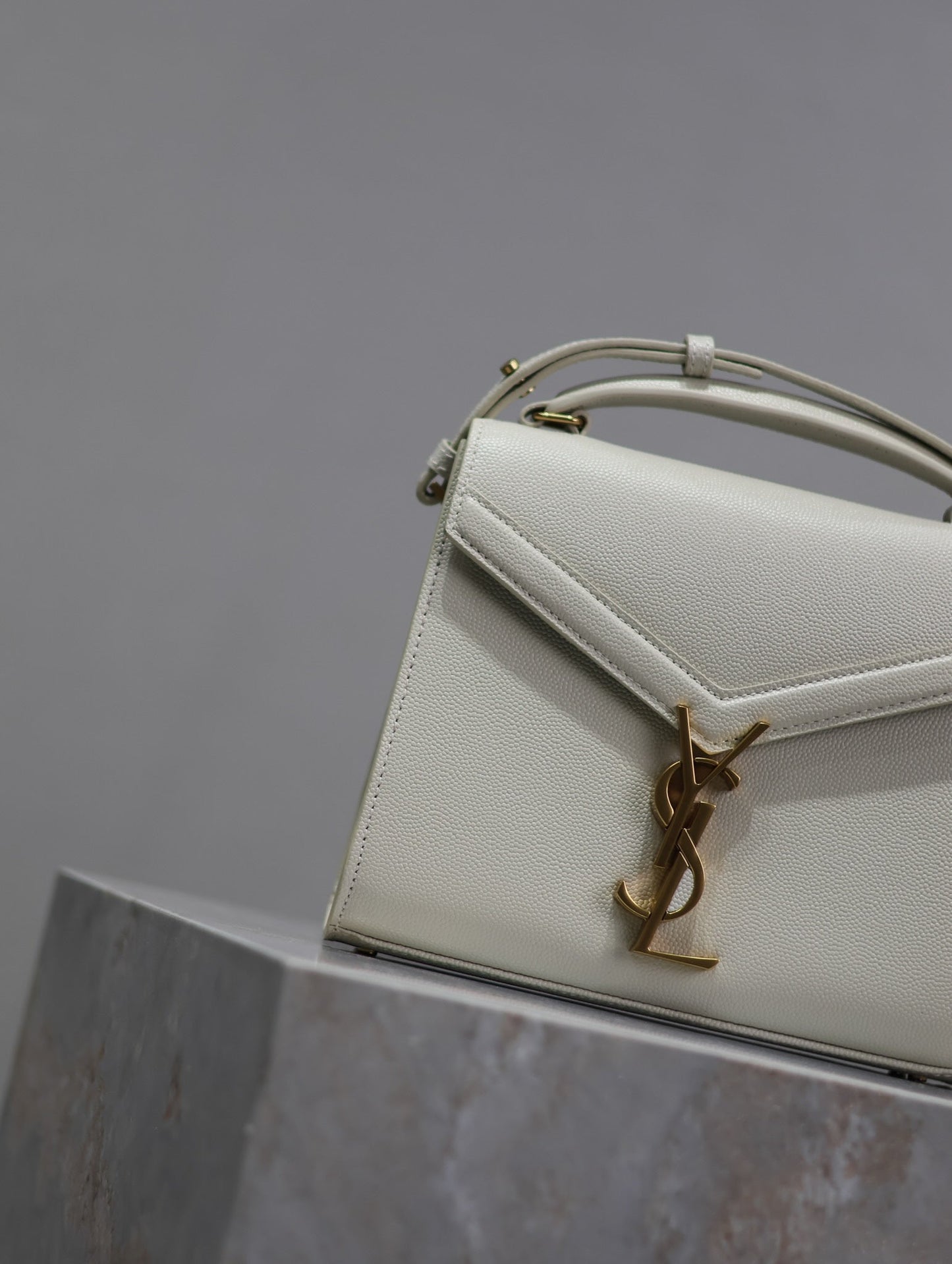 CASSANDRA MINI TOP HANDLE BAG 20 IN WHITE CALFSKIN GOLD HARDWARE