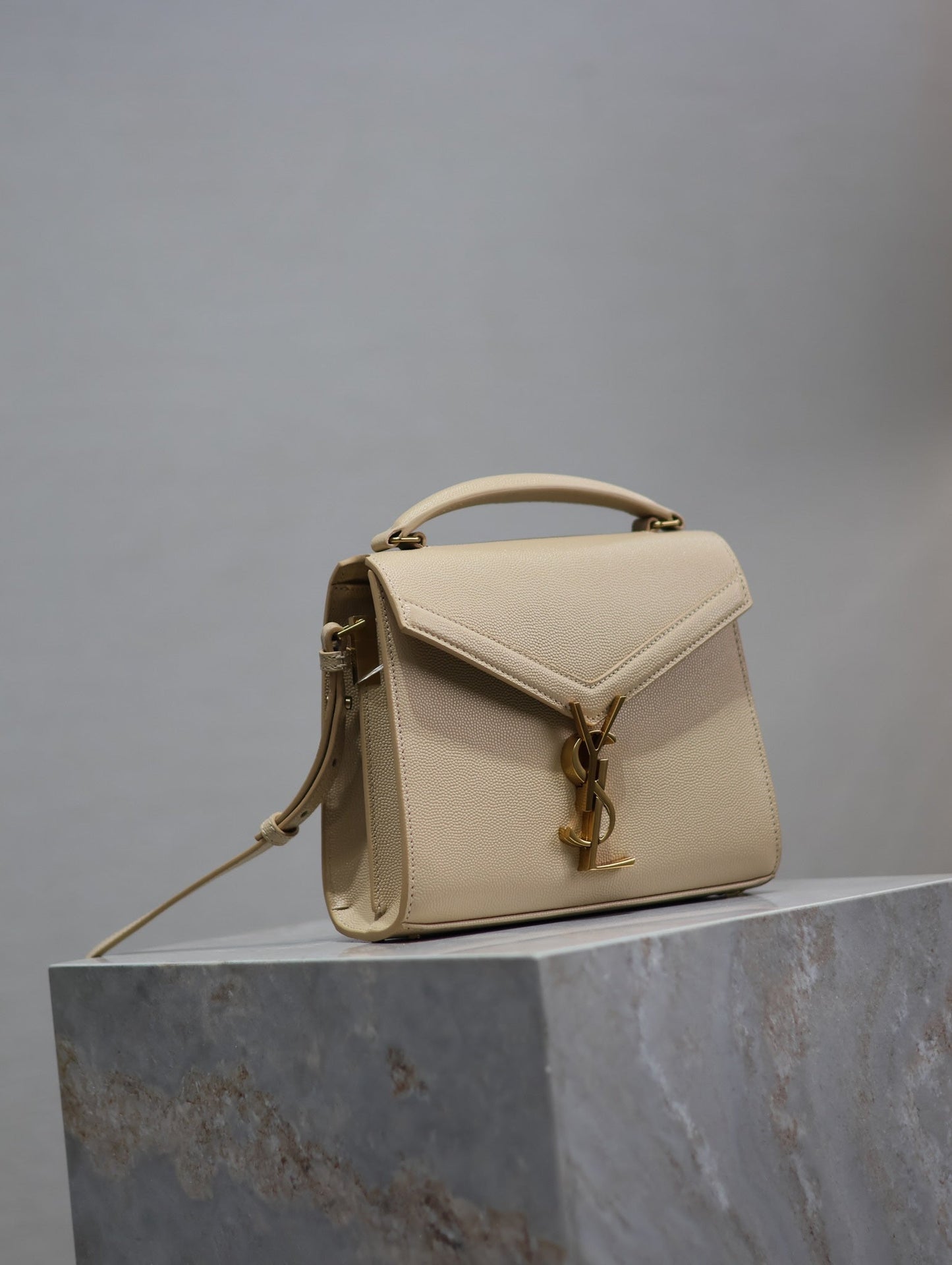 CASSANDRA MINI TOP HANDLE BAG 20 IN BEIGE CALFSKIN GOLD HARDWARE