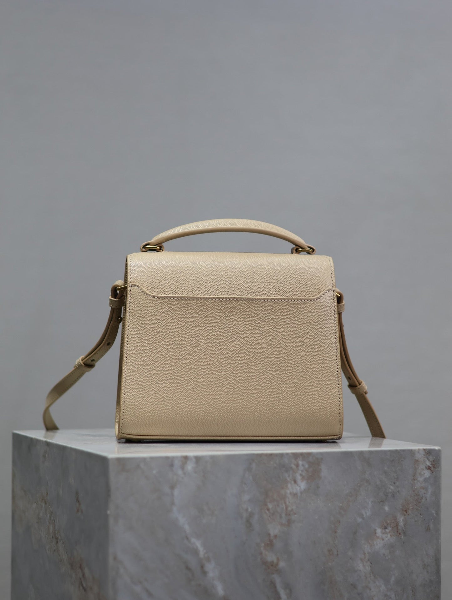 CASSANDRA MINI TOP HANDLE BAG 20 IN BEIGE CALFSKIN GOLD HARDWARE