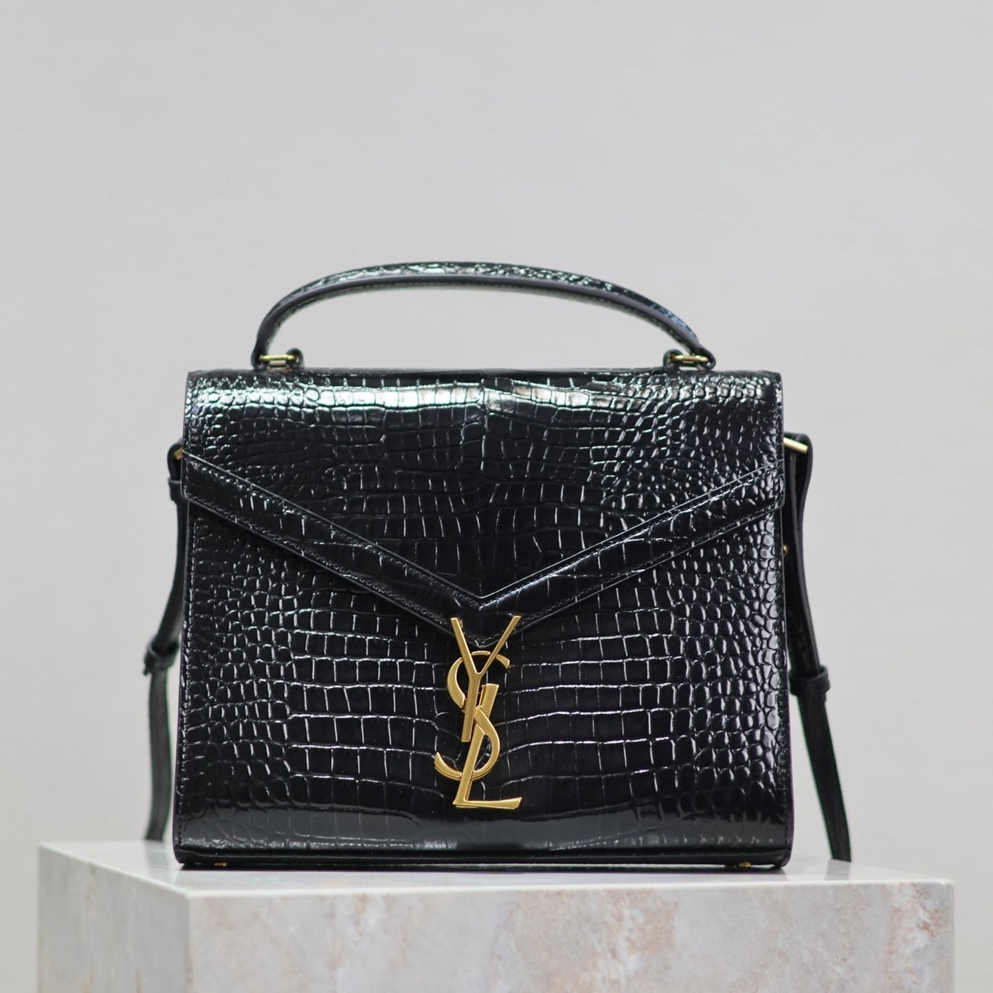 CASSANDRA TOP HANDLE BAG 24 IN BLACK CROCODILE-EMBOSSED GLOSSY CALFSKIN