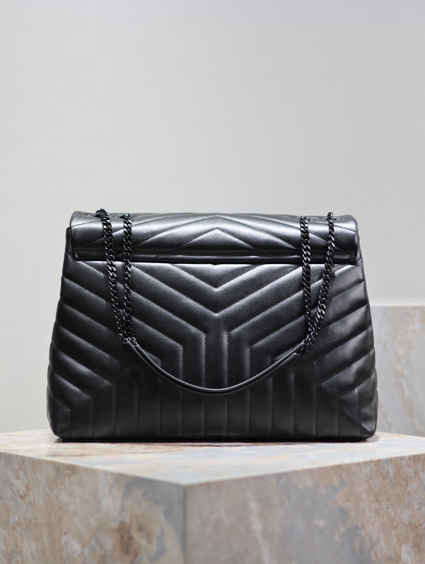 LOULOU LARGE 36 IN BLACK QUILTED CALFSKIN BLACK HARDWARE