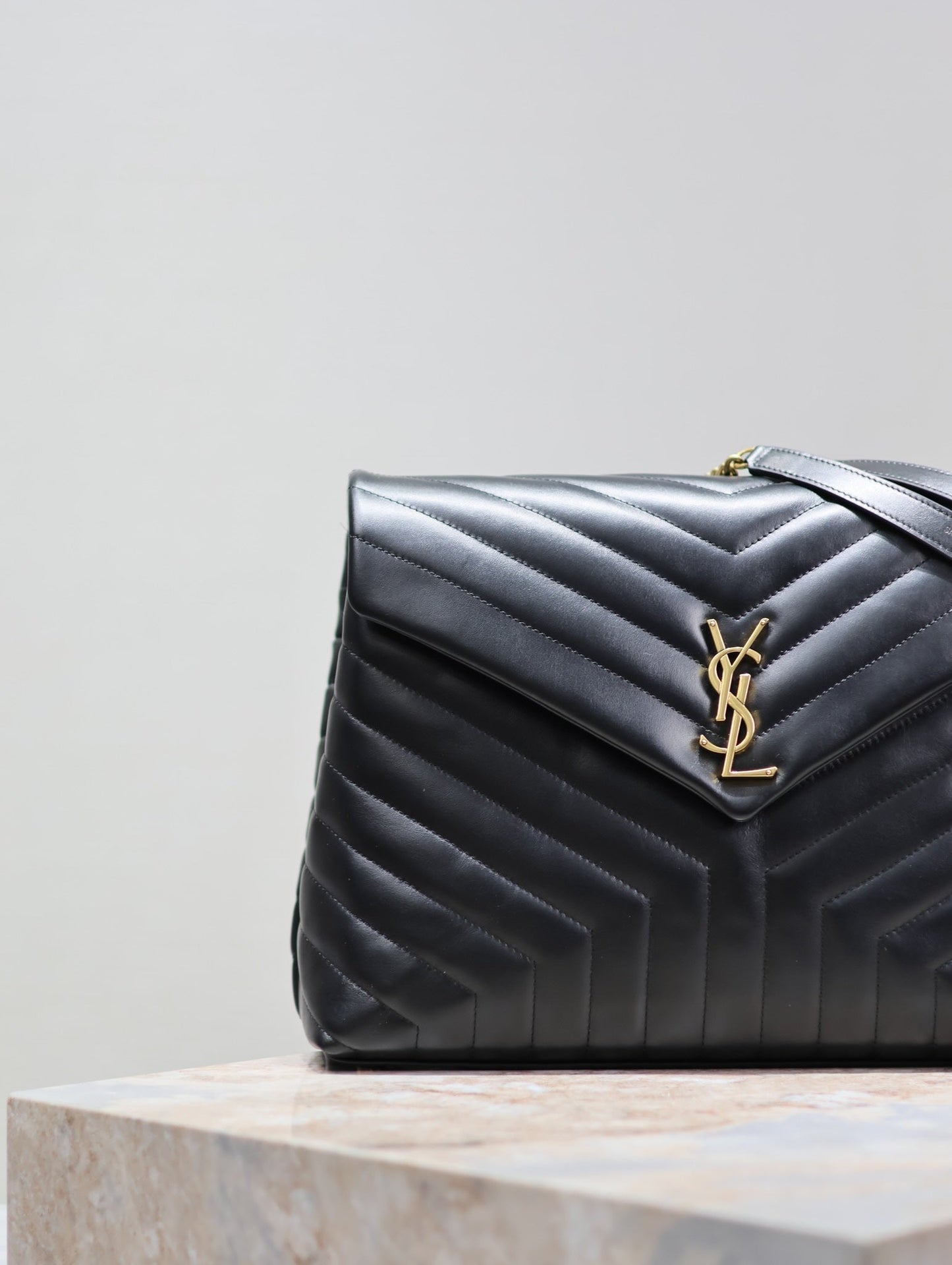 LOULOU LARGE 36 IN BLACK QUILTED CALFSKIN GOLD HARDWARE