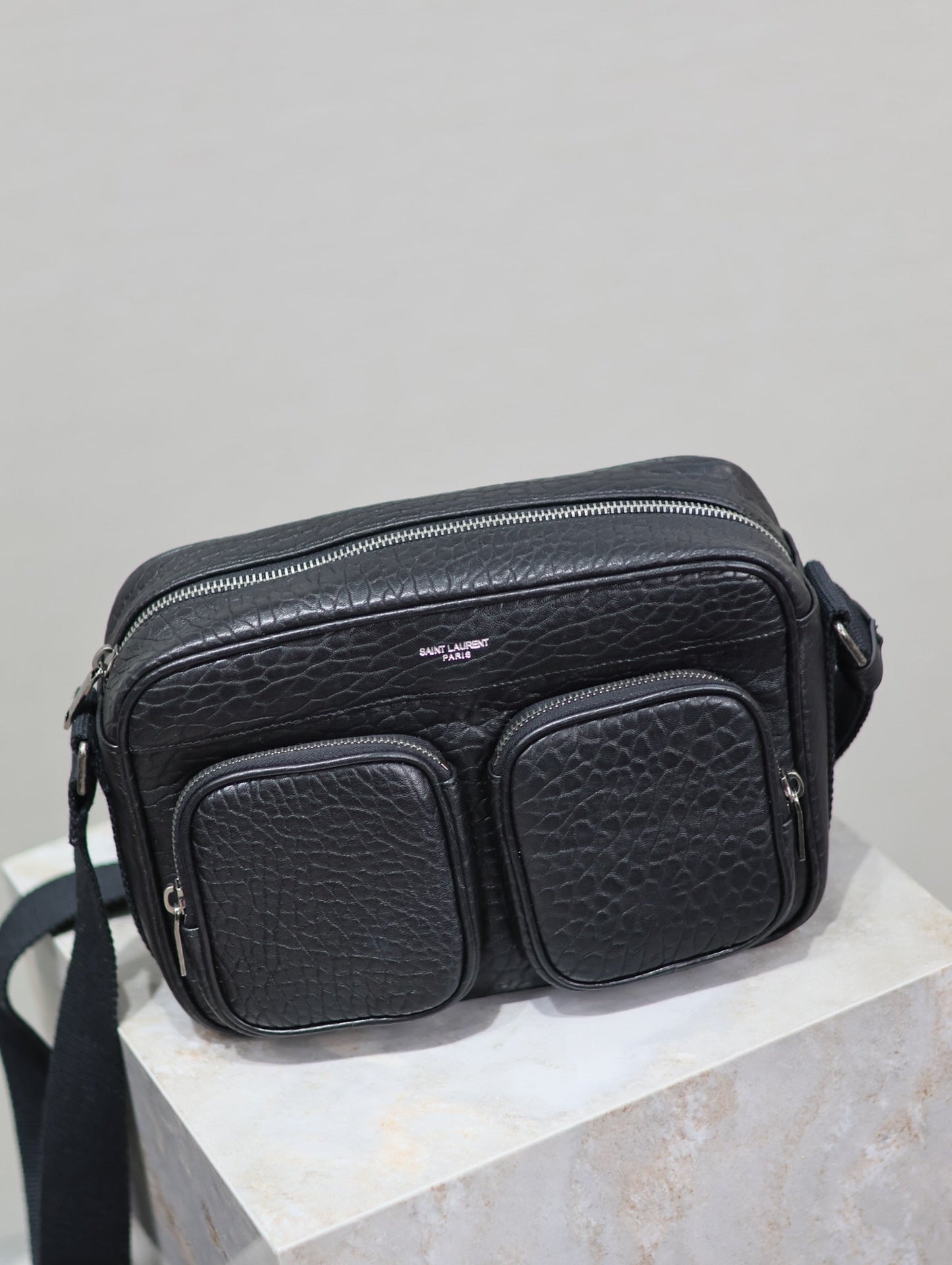 CITY CAMERA BAG 24 IN BLACK ELEPHANT PATTERN LAMBSKIN