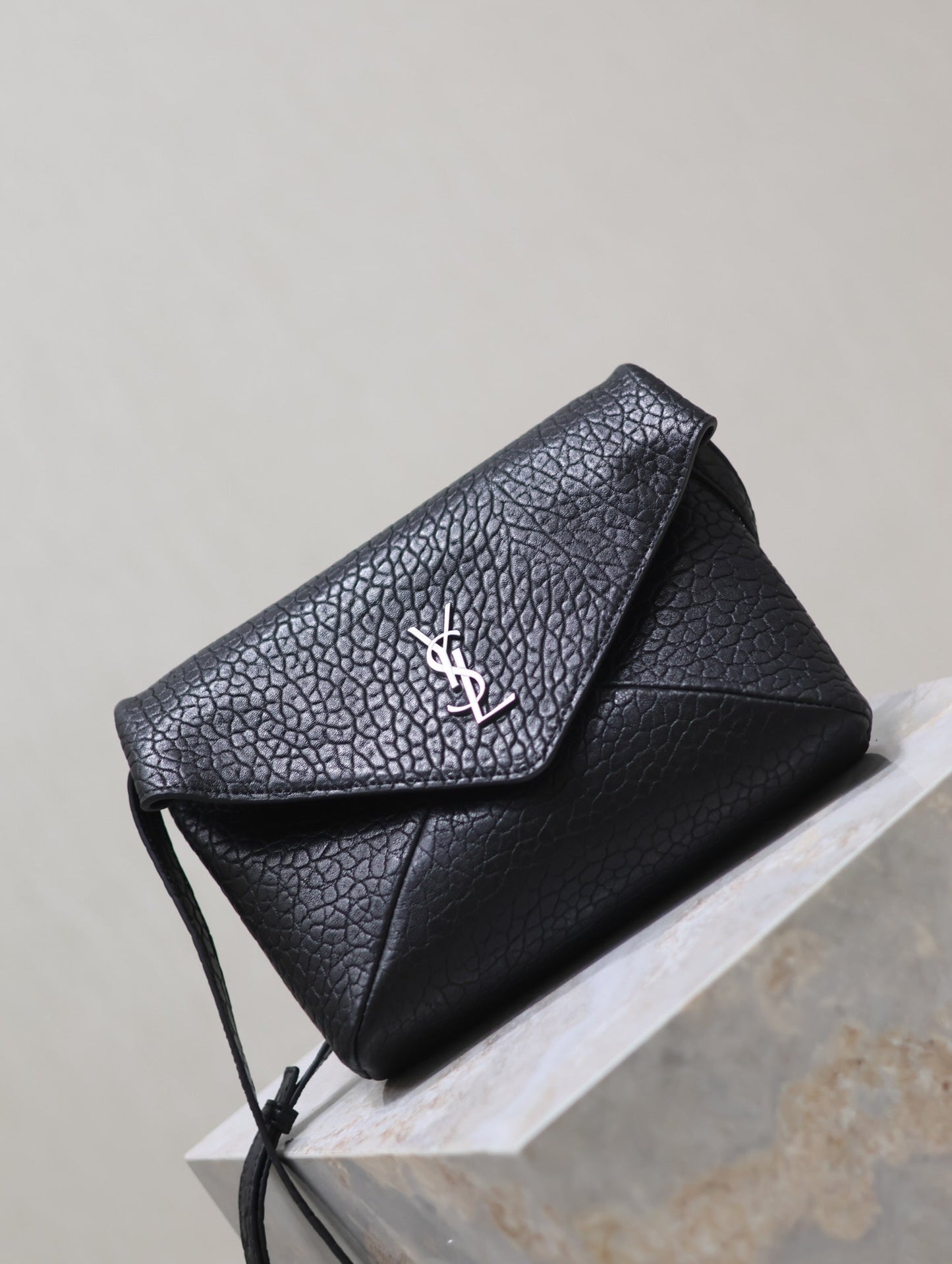 ENVELOPE CHAIN BAG 23 IN BLACK ELEPHANT TEXTURE LAMBSKIN SILVER LOGO