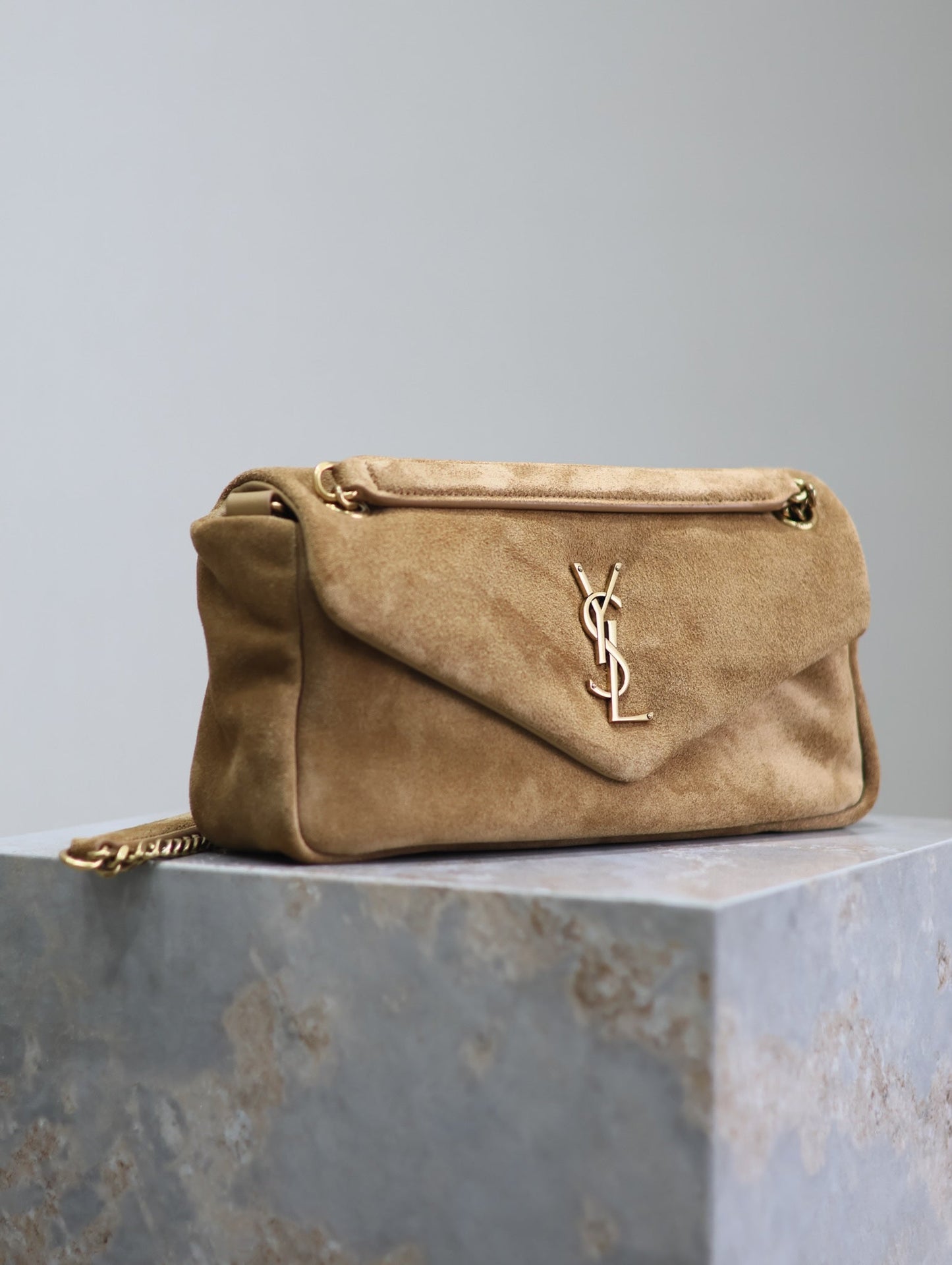 CALYPSO BAG 26 IN CIDER BROWN SUEDE GOLD HARDWARE