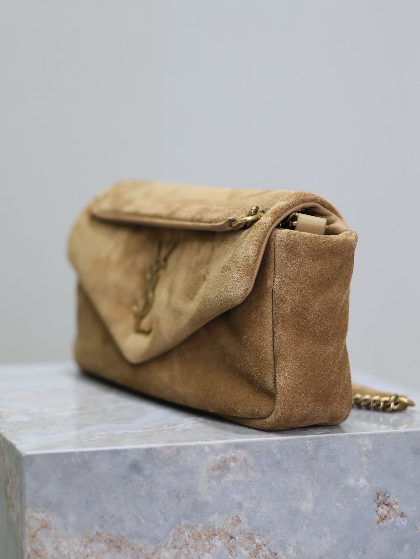 CALYPSO BAG 26 IN CIDER BROWN SUEDE GOLD HARDWARE