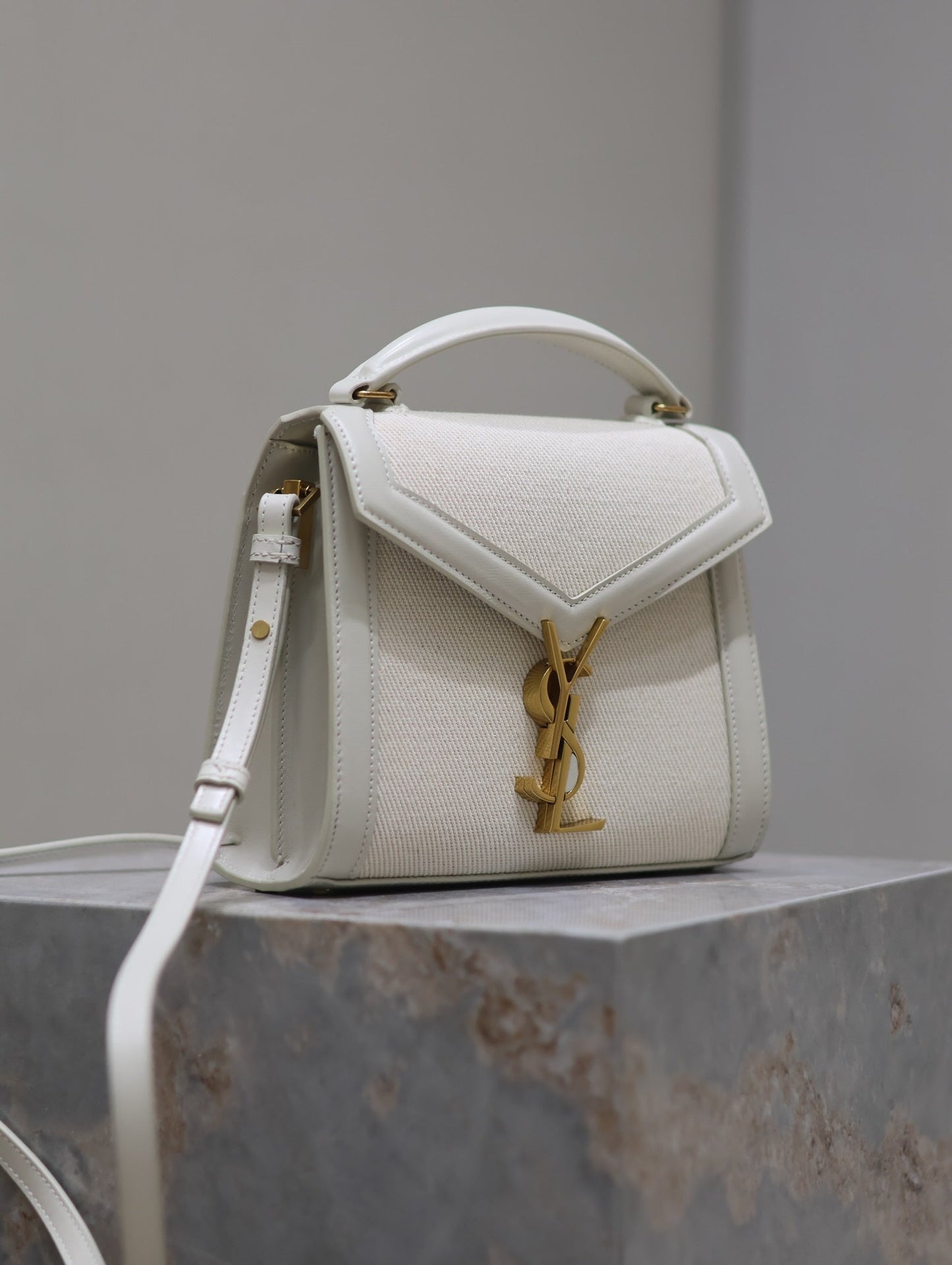 CASSANDRA MINI TOP HANDLE BAG 20 IN WHITE CANVAS AND LEATHER TRIM