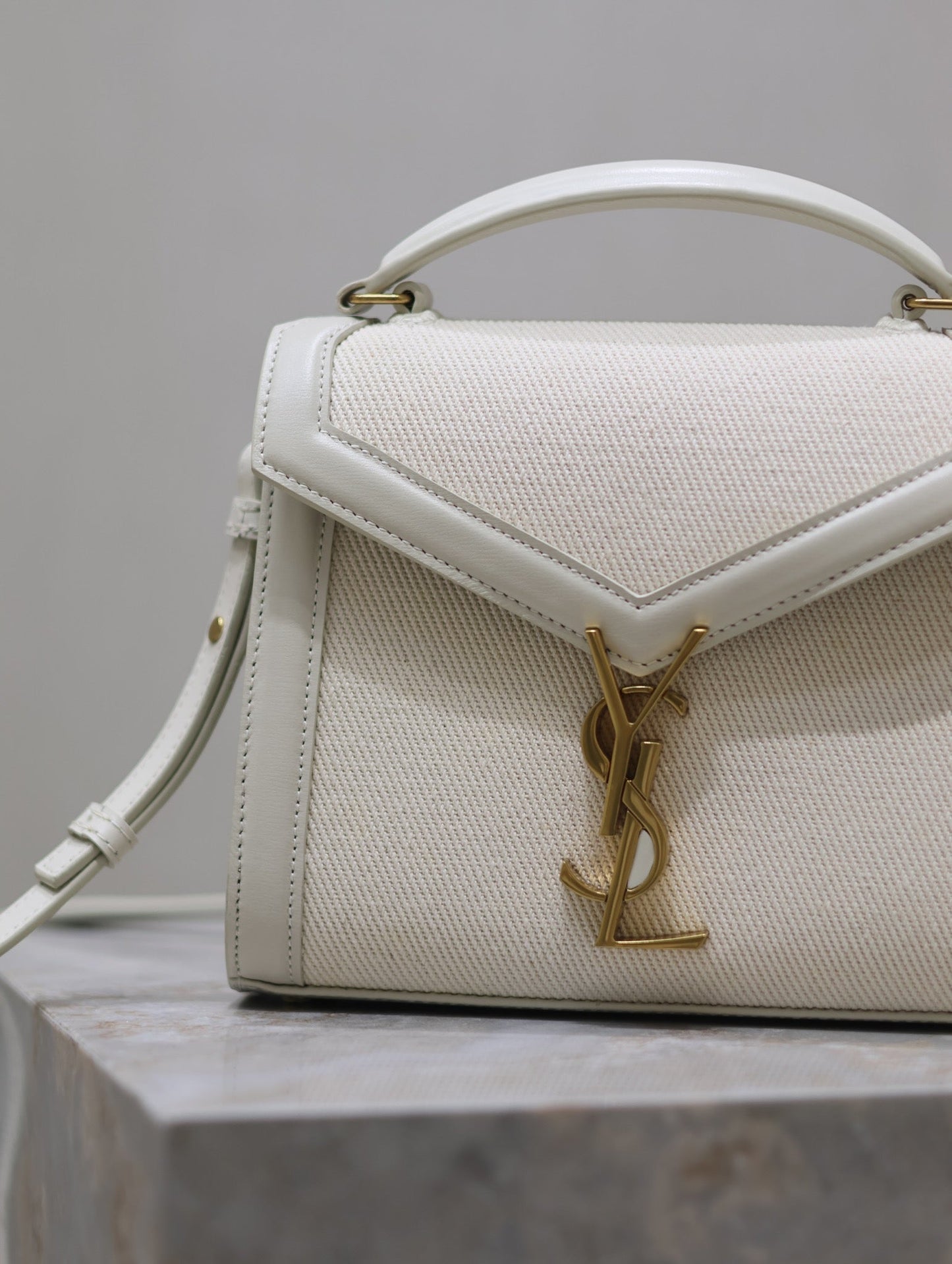 CASSANDRA MINI TOP HANDLE BAG 20 IN WHITE CANVAS AND LEATHER TRIM