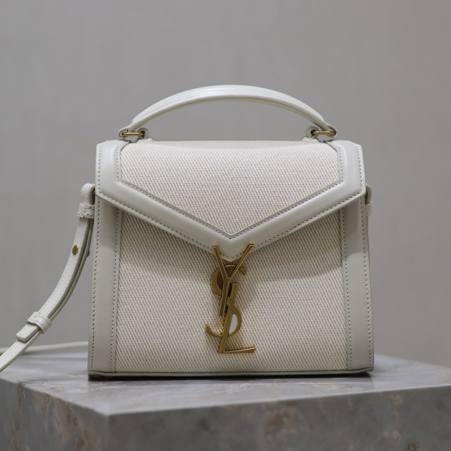 CASSANDRA MINI TOP HANDLE BAG 20 IN WHITE CANVAS AND LEATHER TRIM