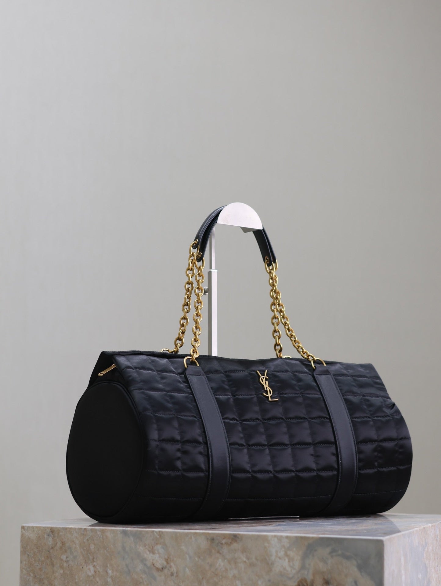 TRAVEL BAG 42 IN BLACK NYLON AND LEATHER TRIM GOLD HARDWARE