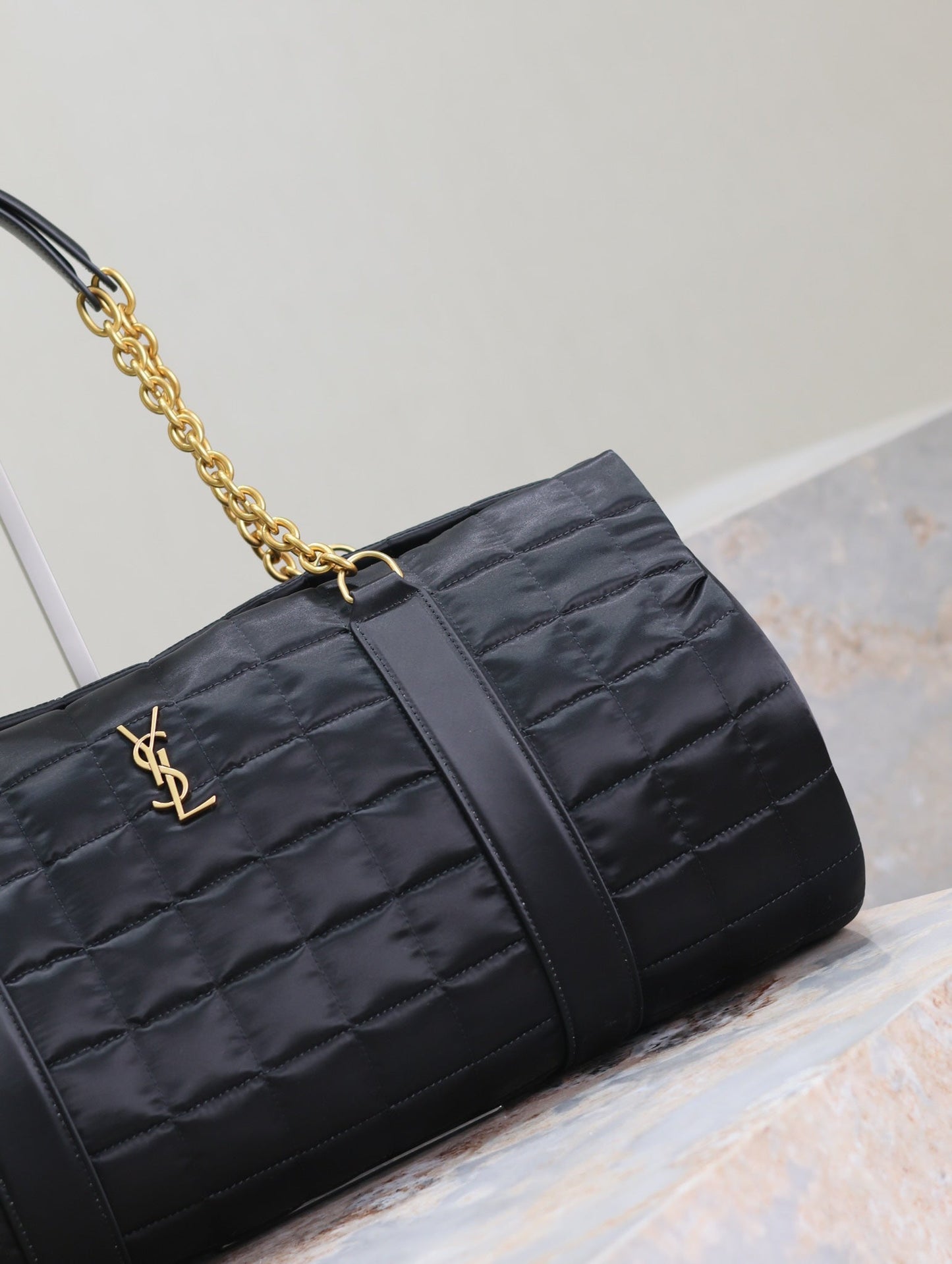 TRAVEL BAG 42 IN BLACK NYLON AND LEATHER TRIM GOLD HARDWARE