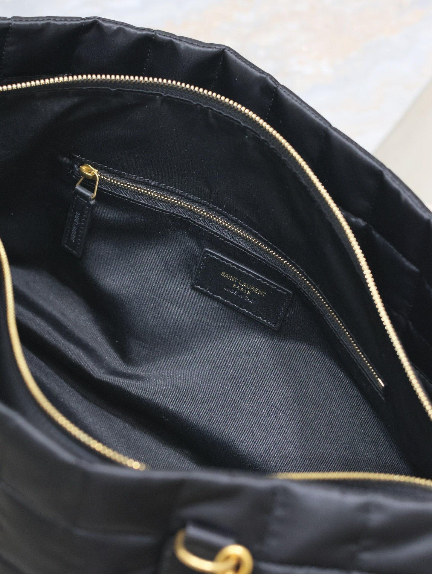 TRAVEL BAG 42 IN BLACK NYLON AND LEATHER TRIM GOLD HARDWARE