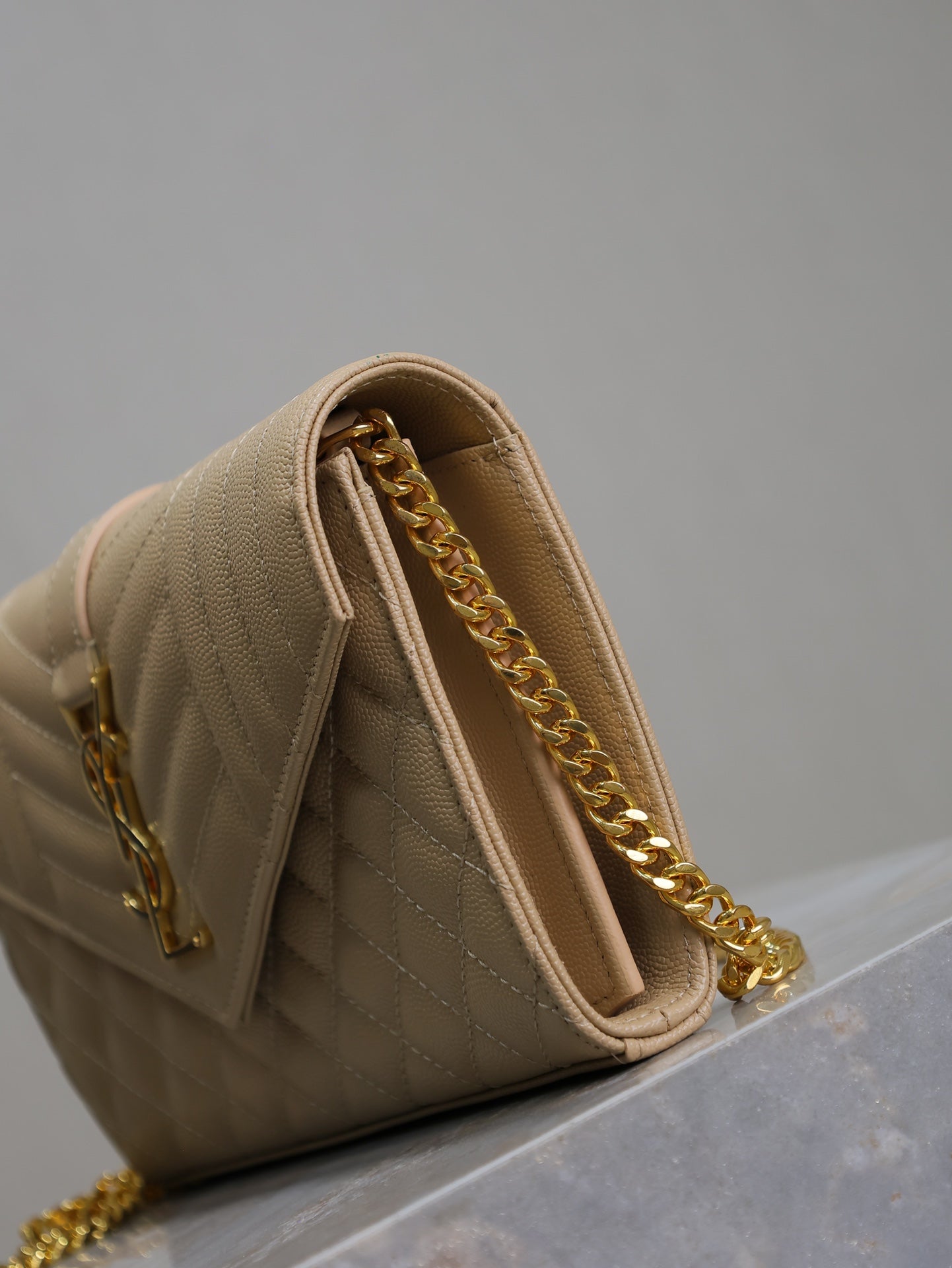 ENVELOPE CHAIN BAG 22 IN SEPIA TAN LAMBSKIN GOLD HARDWARE