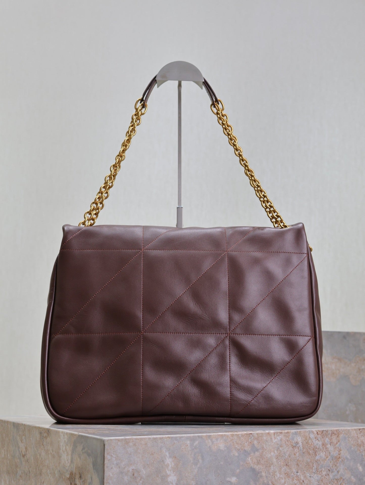 JAMIE 4.3 LARGE BAG 43 IN WINE RED LAMBSKIN GOLD HARDWARE