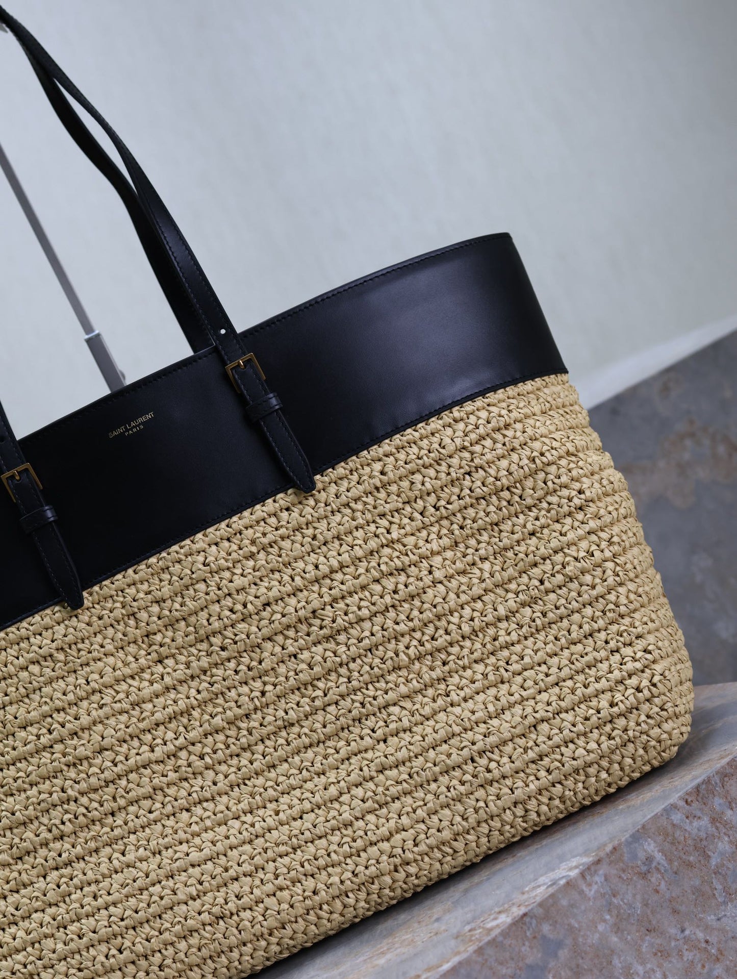 SHOPPING TOTE BAG 38 IN BEIGE WOVEN RAFFIA AND BLACK CALFSKIN