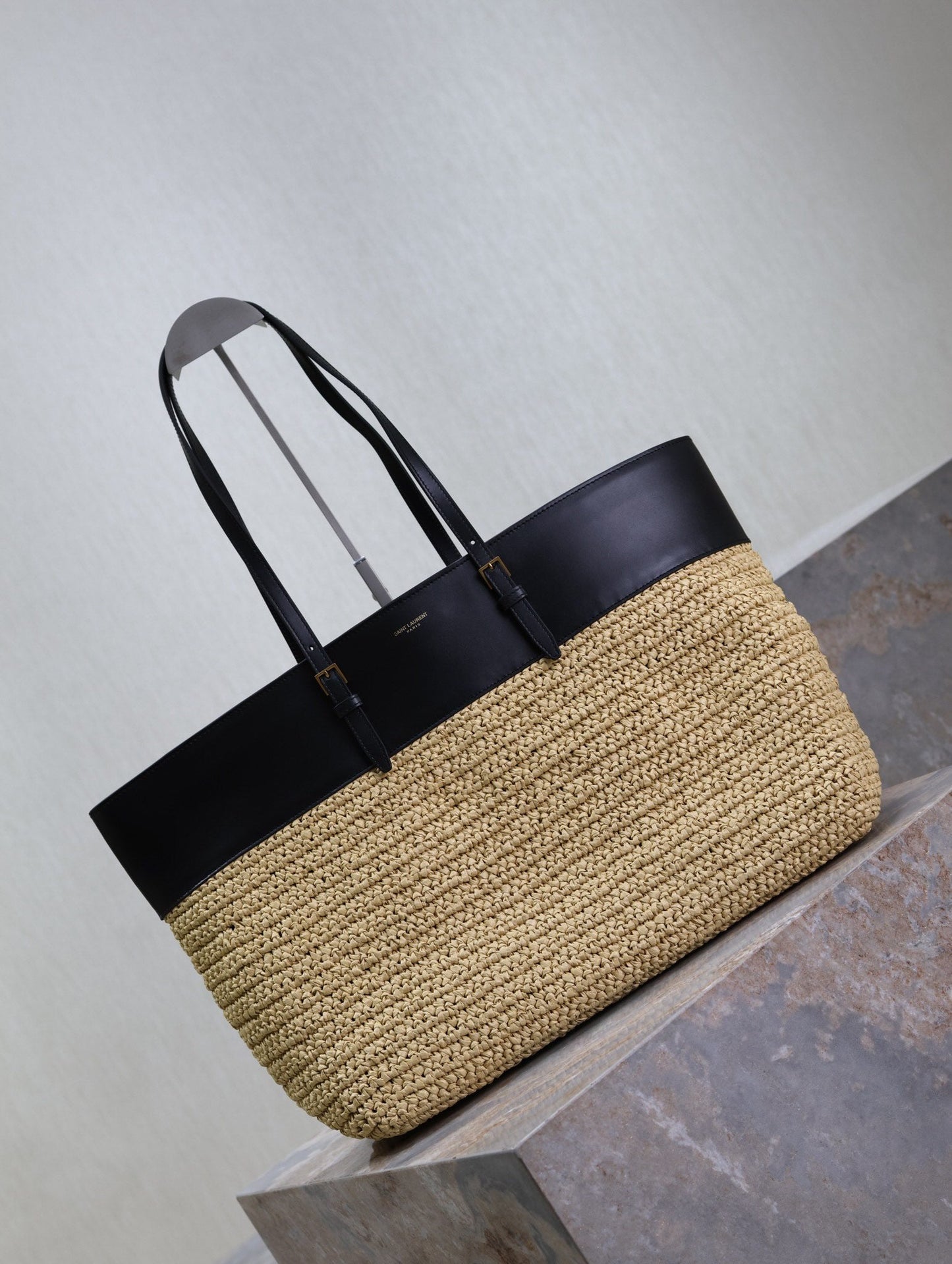 SHOPPING TOTE BAG 38 IN BEIGE WOVEN RAFFIA AND BLACK CALFSKIN