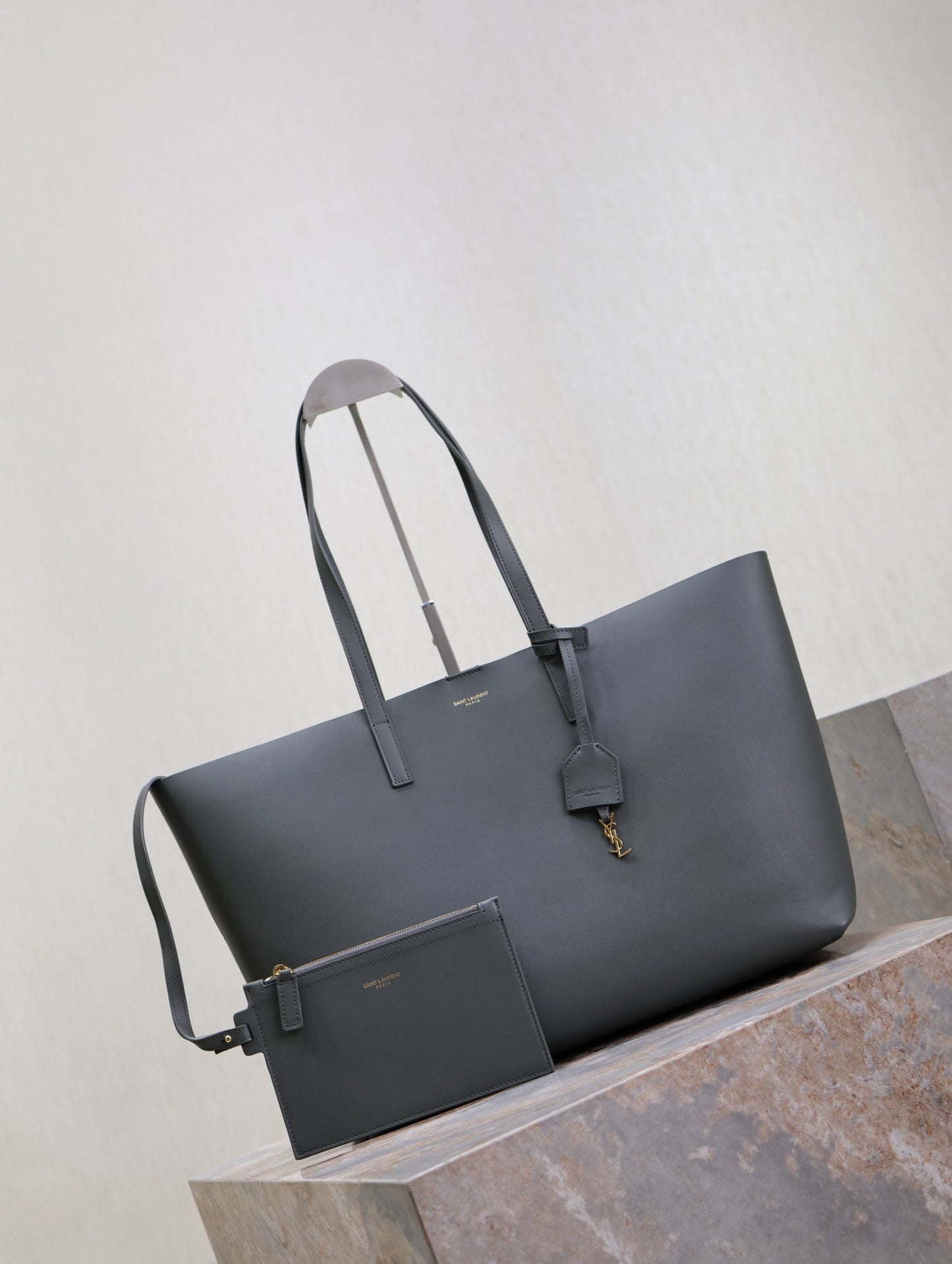 SHOPPING TOTE BAG 38 IN GRAY CALFSKIN