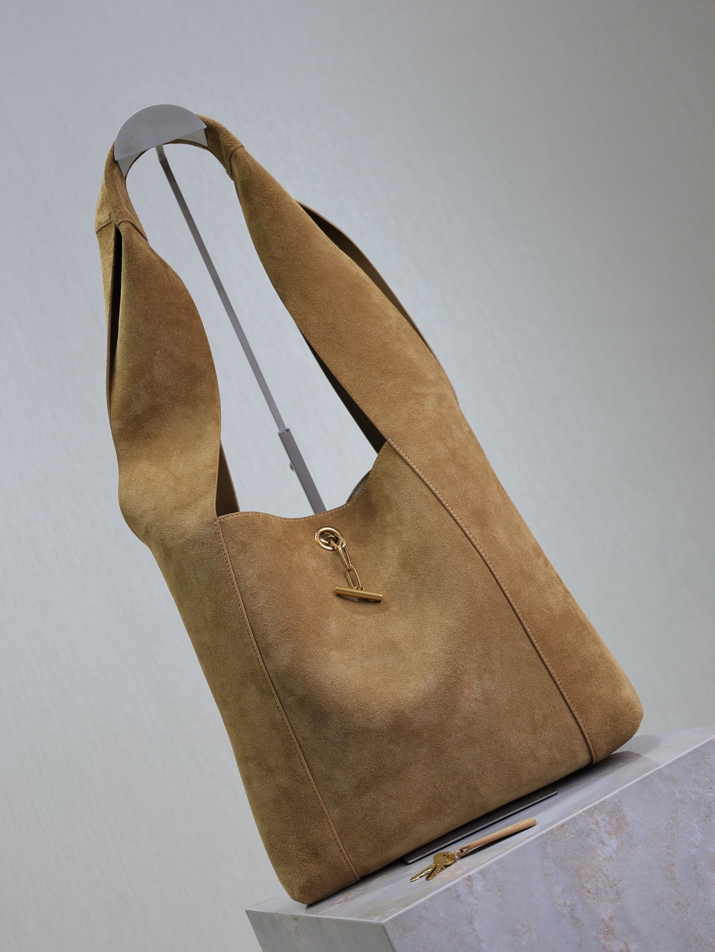 TANGER HOBO BAG 27 IN PEANUT BROWN SUEDE