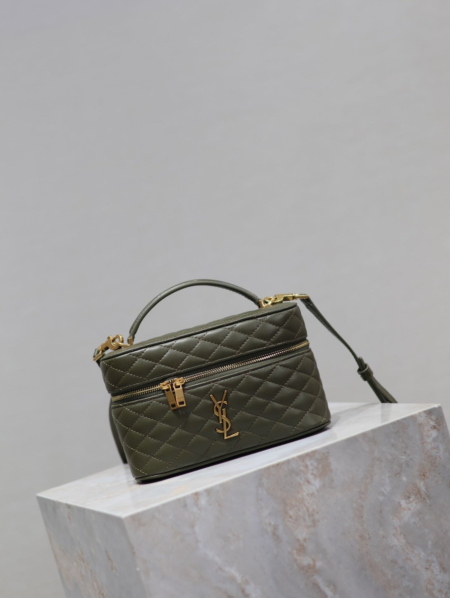 GABY MINI VANITY BAG 18 IN ARMY GREEN LAMBSKIN