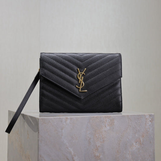 CASSANDRE CLUTCH 21 IN BLACK LAMBSKIN GOLD HARDWARE