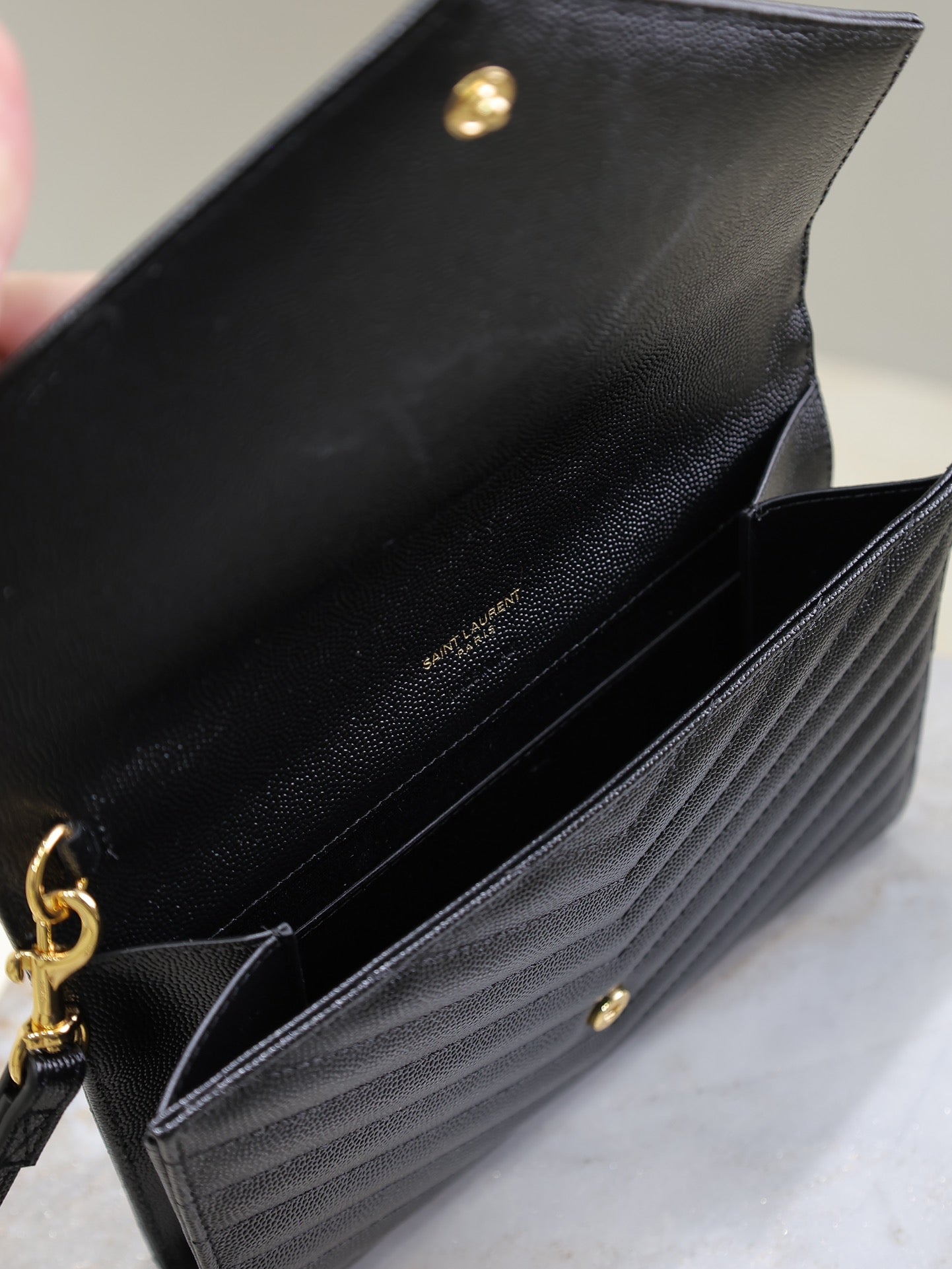 CASSANDRE CLUTCH 21 IN BLACK LAMBSKIN GOLD HARDWARE