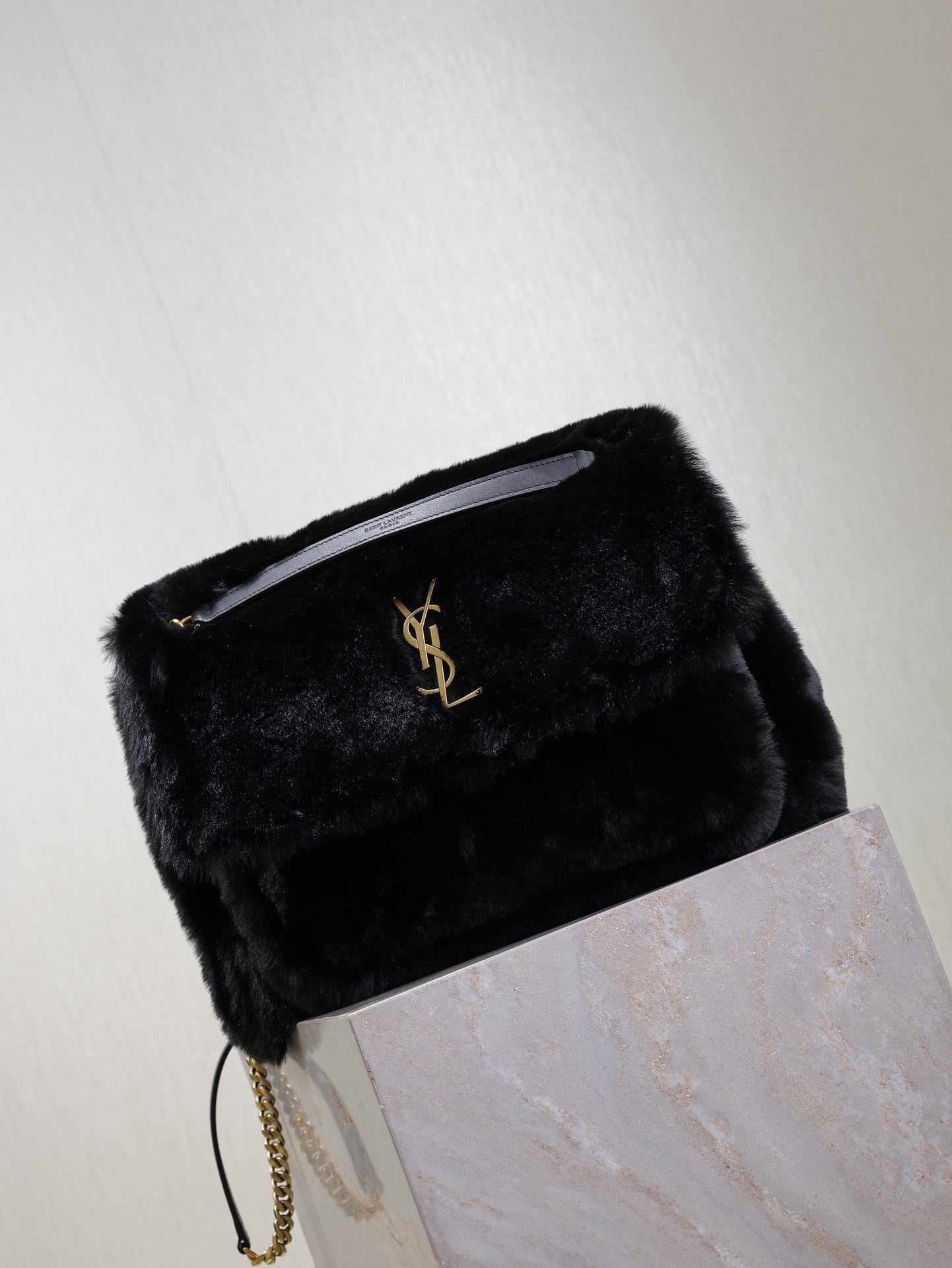 NIKI LARGE 32 IN BLACK RABBIT FUR GOLD HARDWARE