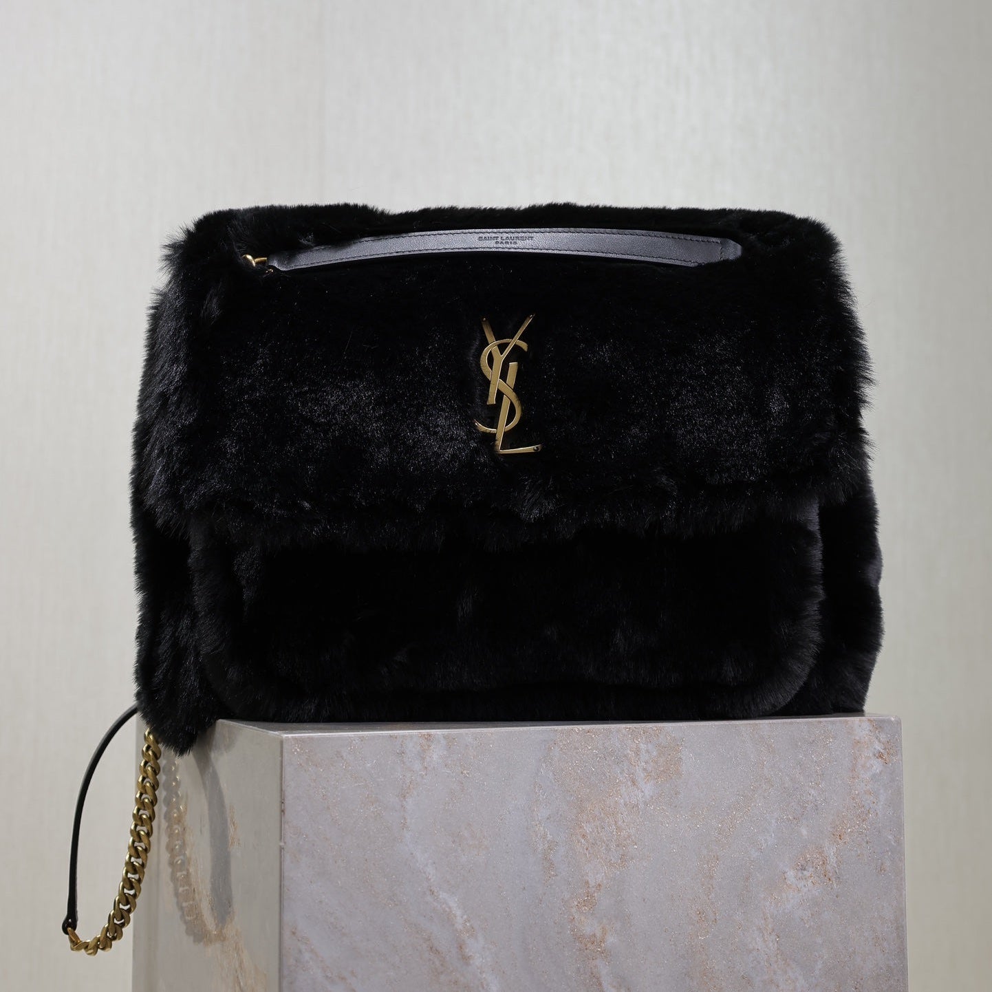 NIKI LARGE 32 IN BLACK RABBIT FUR GOLD HARDWARE