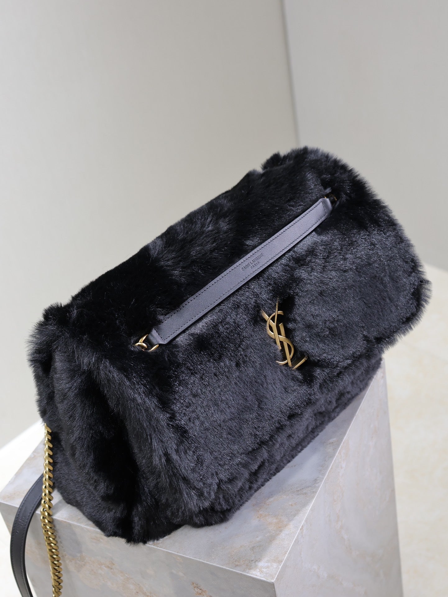 NIKI LARGE 32 IN BLACK RABBIT FUR GOLD HARDWARE