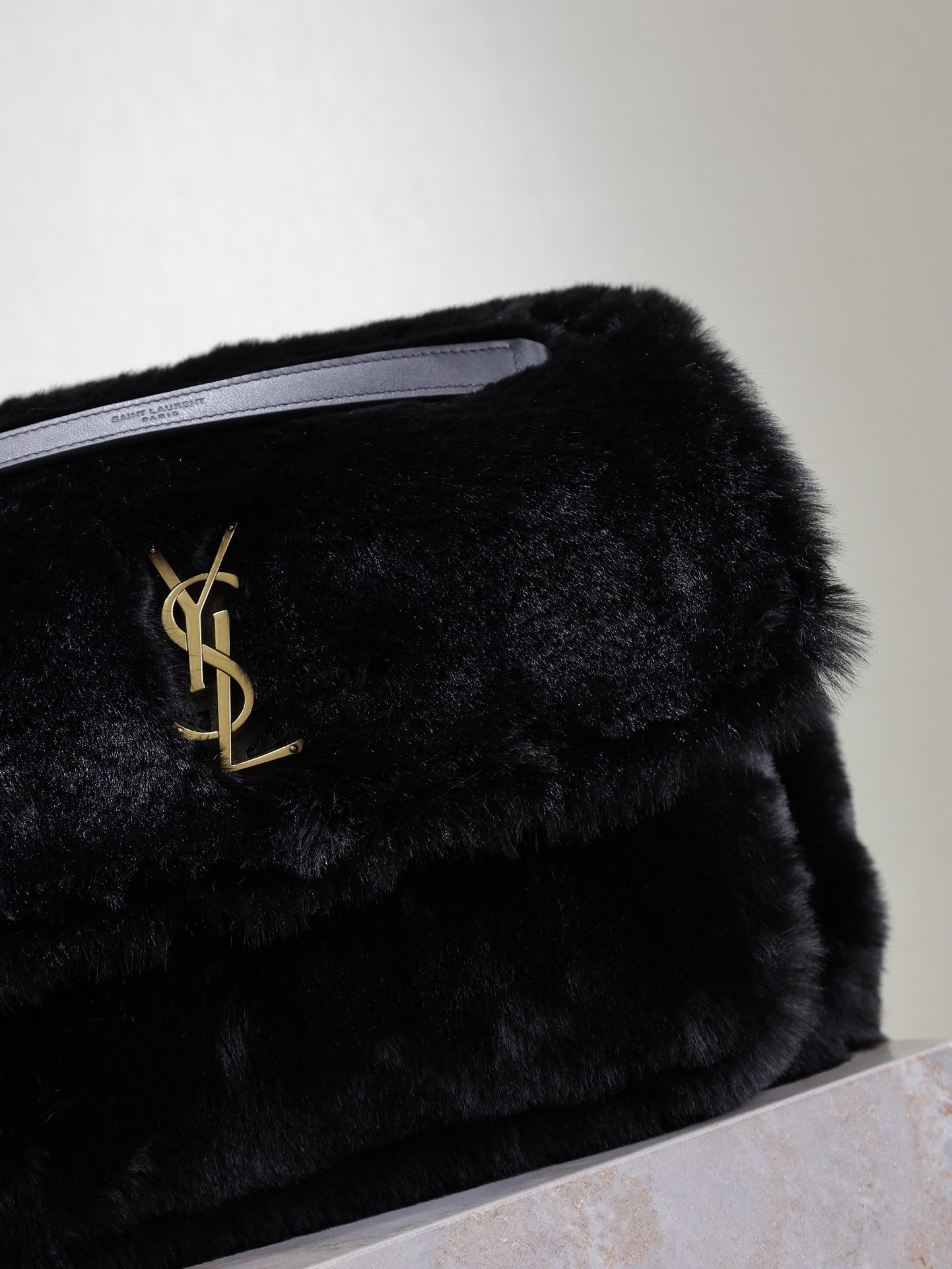 NIKI LARGE 32 IN BLACK RABBIT FUR GOLD HARDWARE