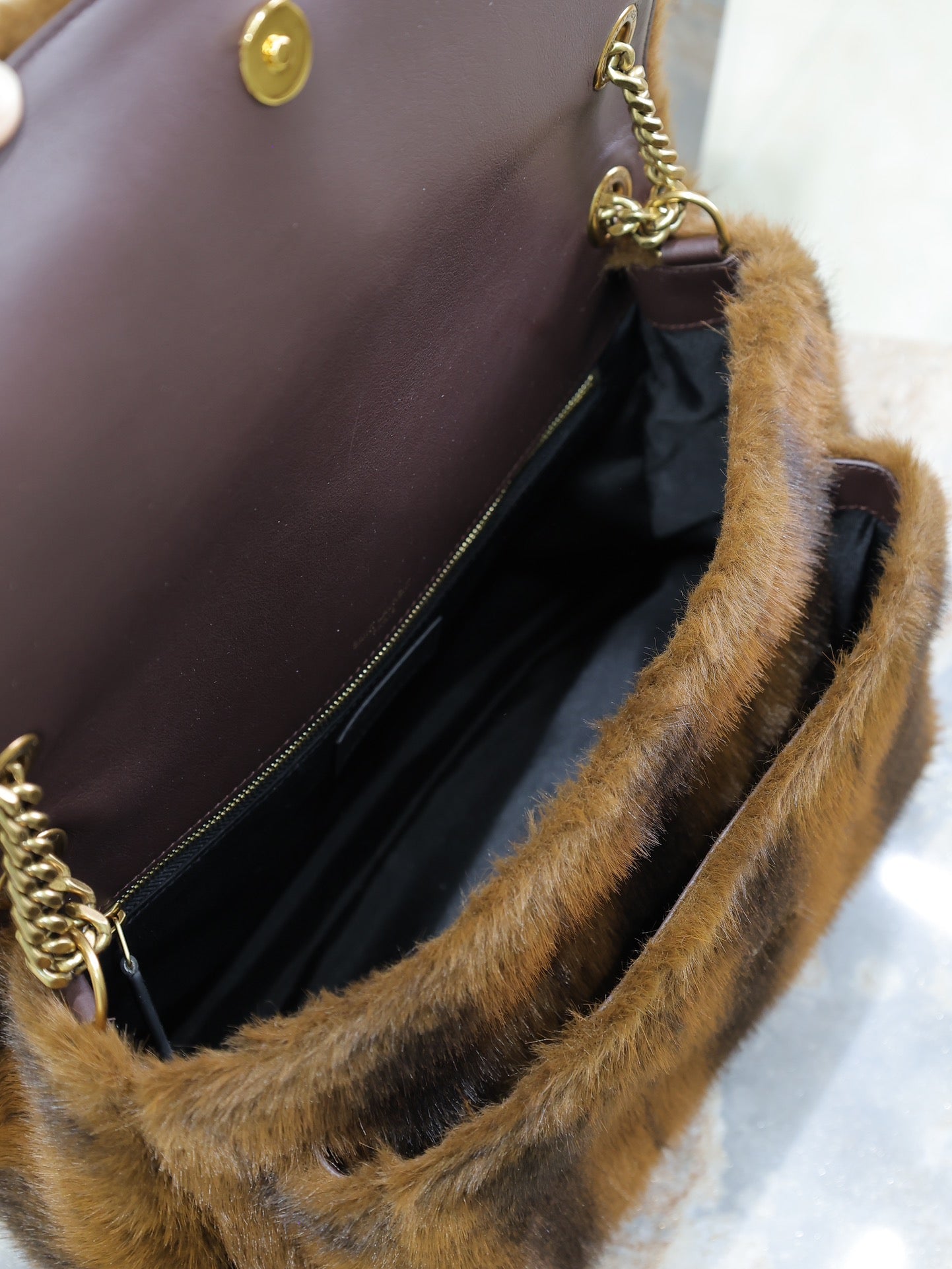 NIKI LARGE 32 IN COFFE BROWN MINK FUR GOLD HARDWARE