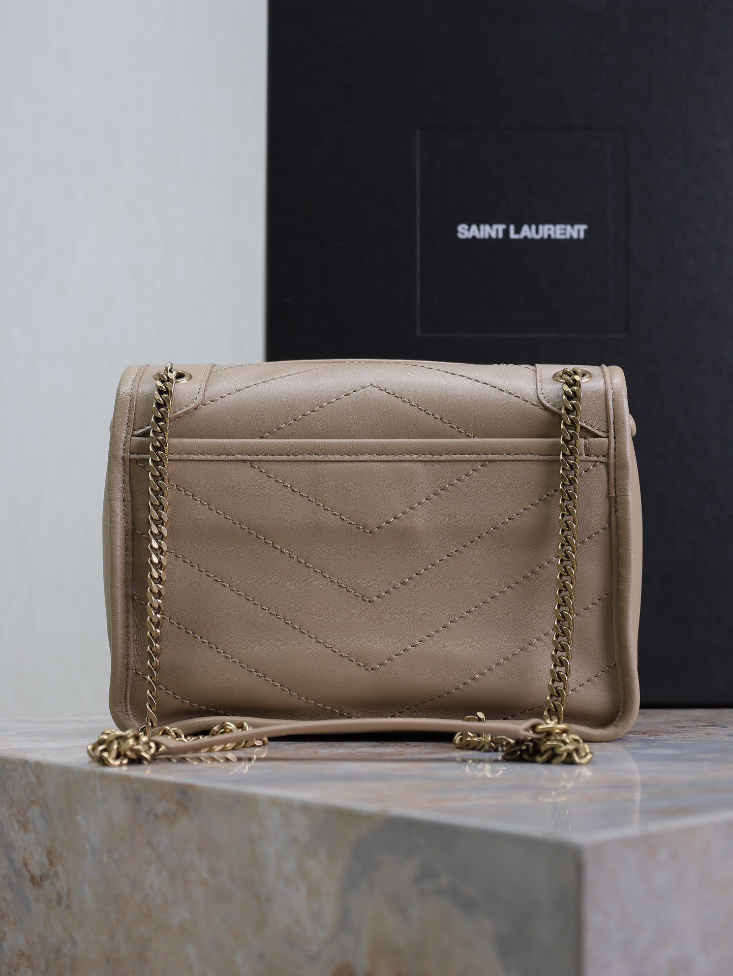 NIKI BABY 22 IN LIGHT BROWN LAMBSKIN COPPER CHAIN