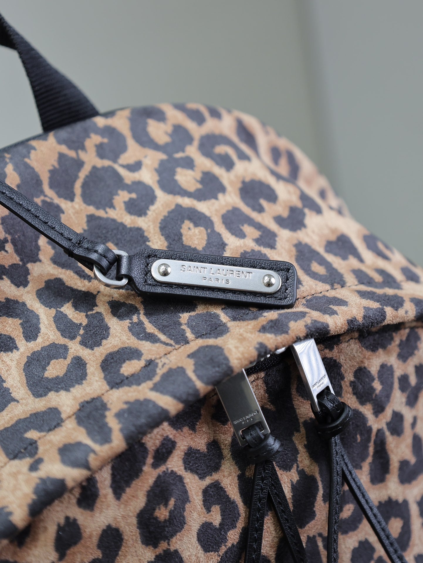 CITY BACKPACK 38 IN LEOPARD PRINT VELVET