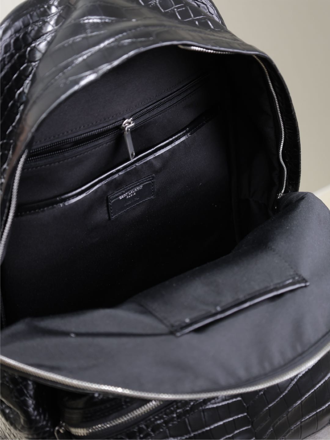 CITY BACKPACK 38 IN BLACK CROCODILE EMBOSSED CALFSKIN