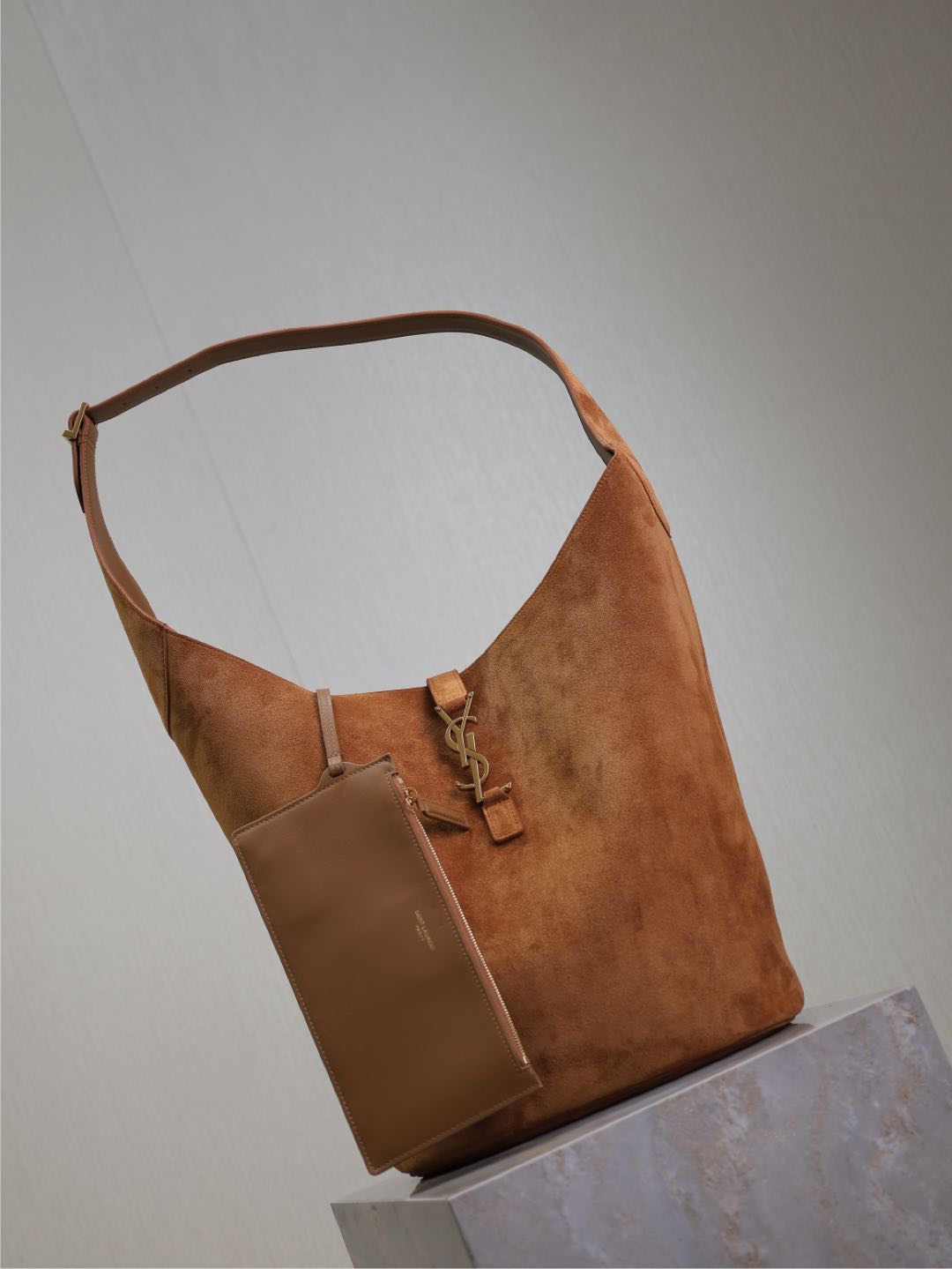 LE 5 À 7 LARGE SUPPLE HOBO BAG 31 IN BRONZE BROWN SUEDE