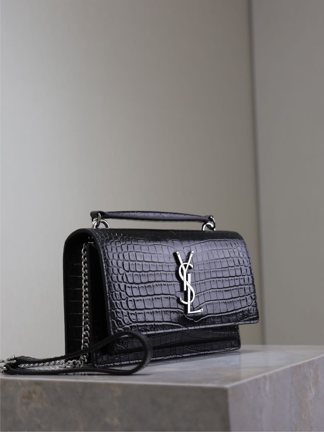 SUNSET SMALL BAG 19 IN BLACK CROCODILE-EMBOSSED CALFSKIN SILVER HARDWARE