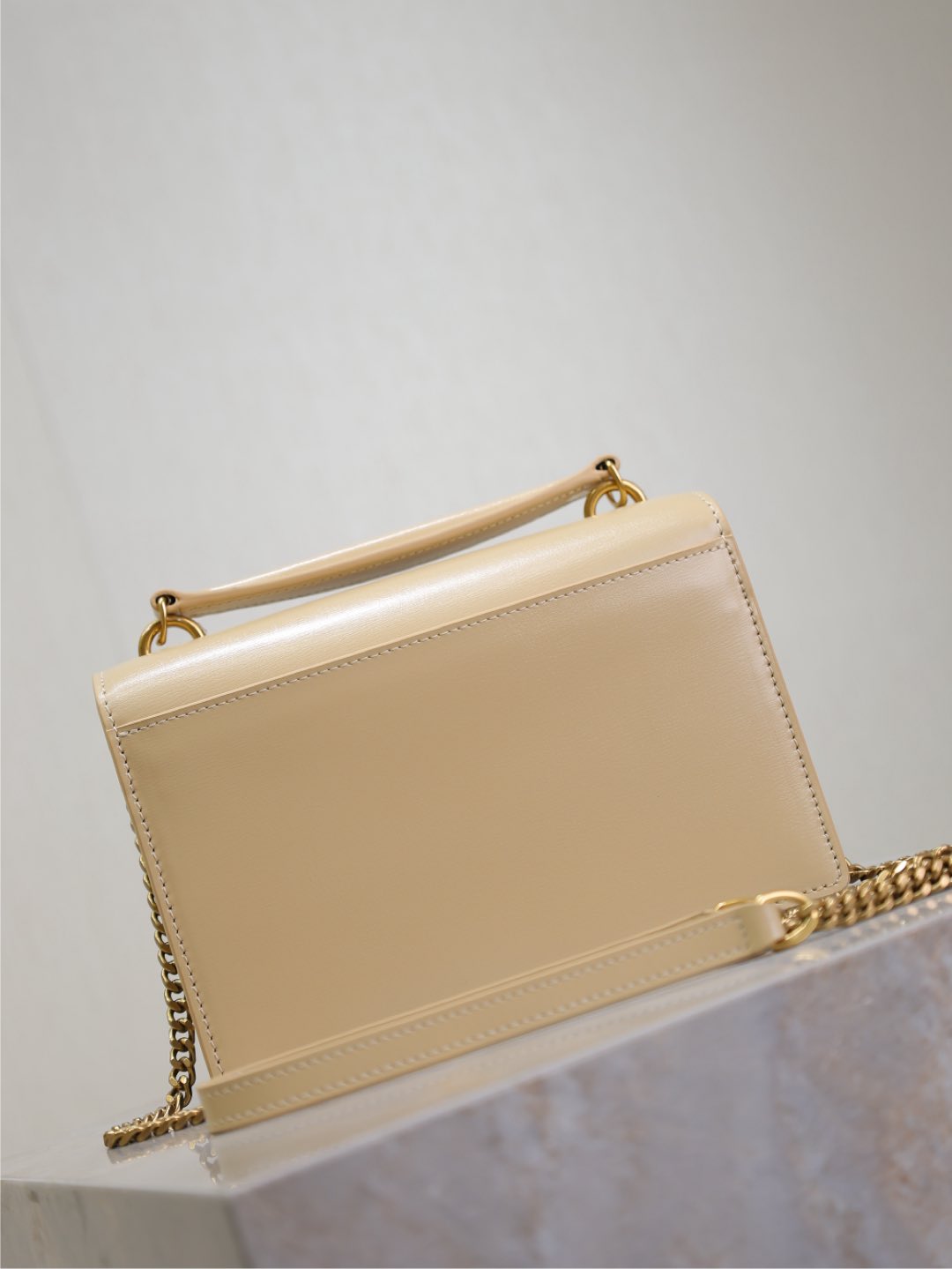 SUNSET SMALL BAG 19 IN BEIGE CALFSKIN GOLD HARDWARE