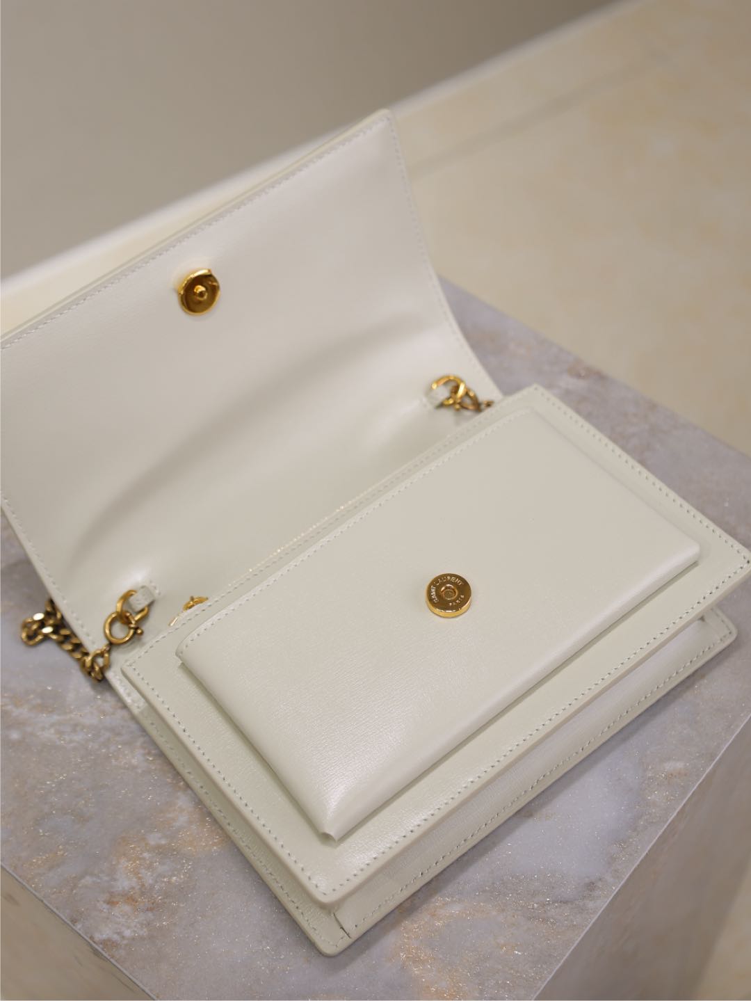 SUNSET SMALL BAG 19 IN WHITE CALFSKIN GOLD HARDWARE