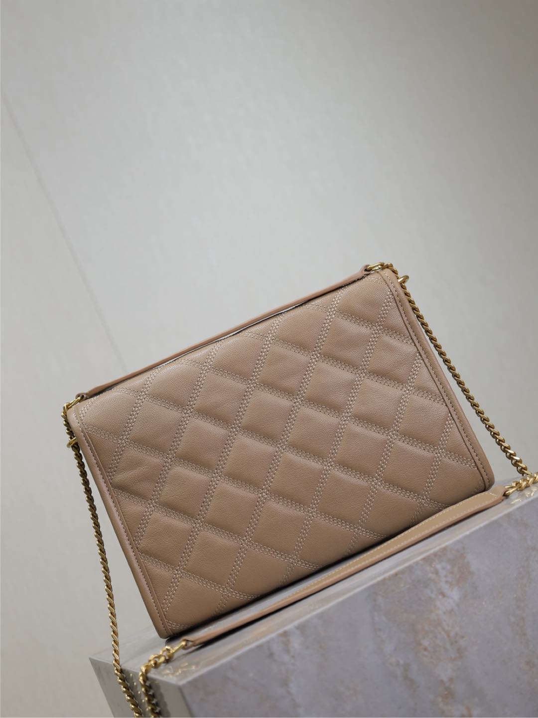 BECKY 25 IN MEDIUM BROWN QUILTED LAMBSKIN GOLD HARDWARE