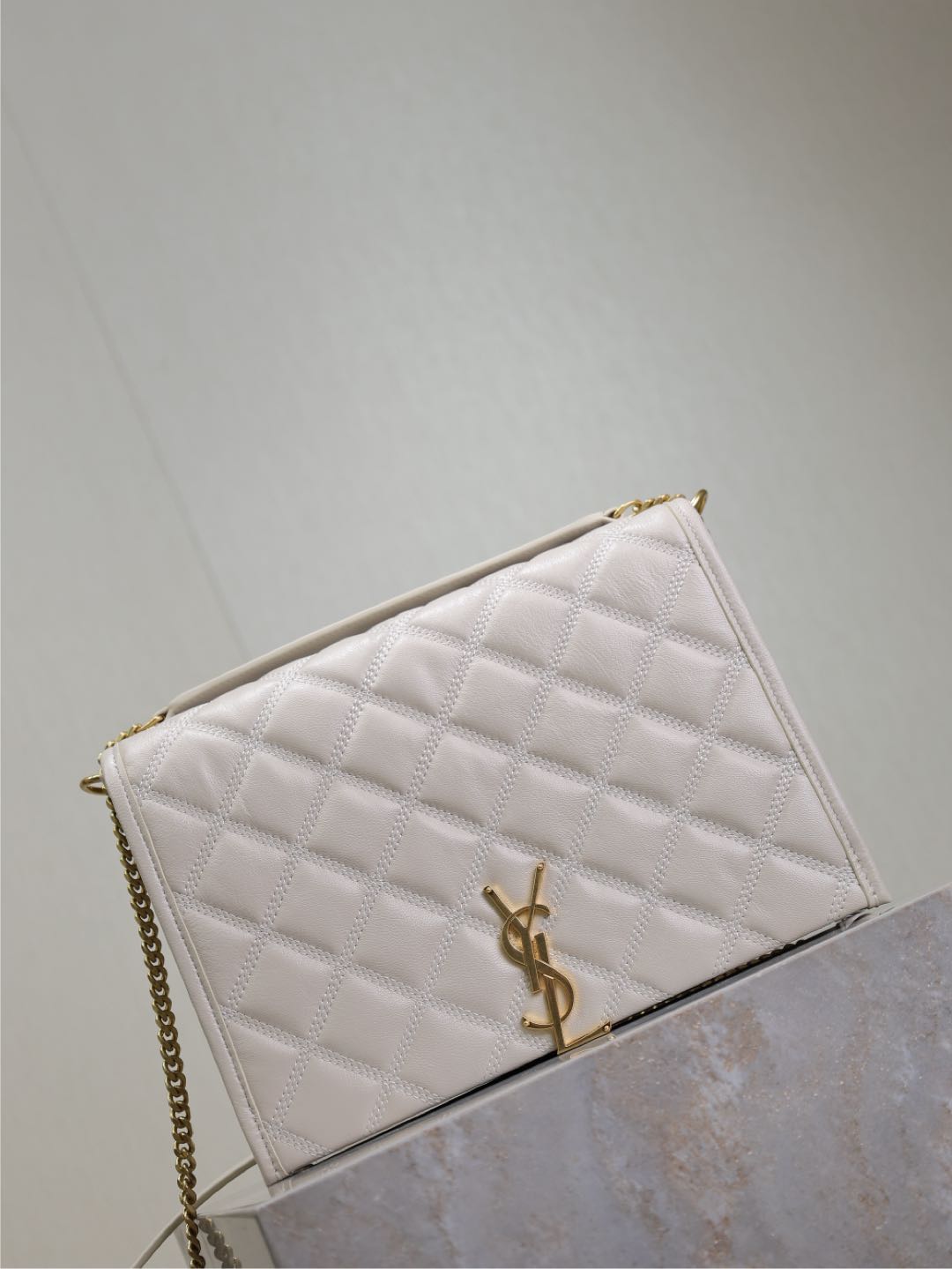 BECKY 26 IN WHITE QUILTED LAMBSKIN GOLD HARDWARE