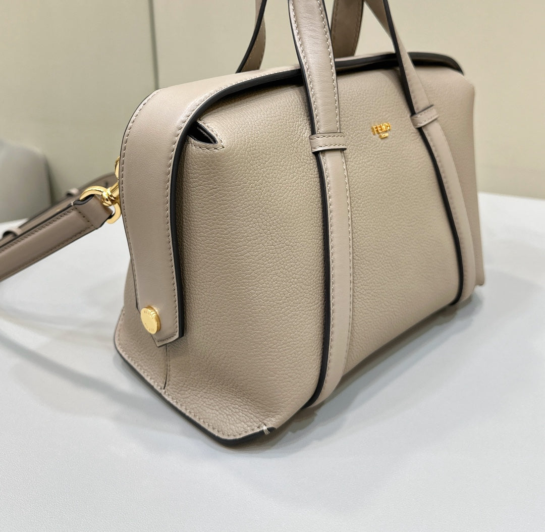 FENDI 27 BAG IN TAN BROWN CALFSKIN WITH GOLD HARDWARE