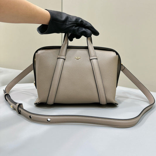 FENDI 27 BAG IN TAN BROWN CALFSKIN WITH GOLD HARDWARE