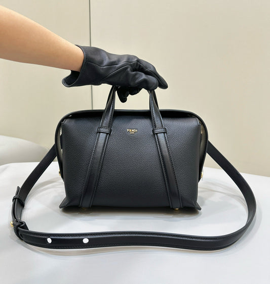 FENDI 27 BAG IN BLACK CALFSKIN WITH GOLD HARDWARE