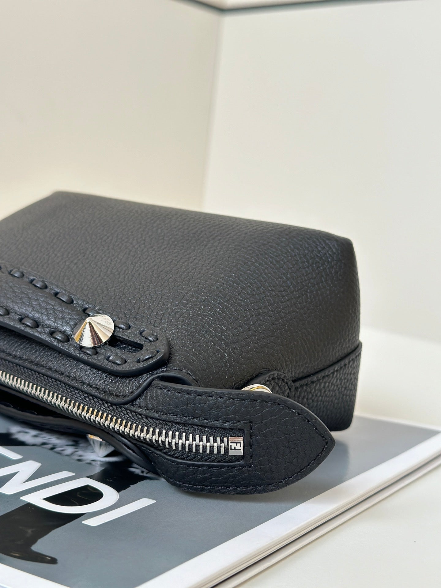 BY THE WAY SELLERIA SMALL 20 BAG IN BLACK CALFSKIN